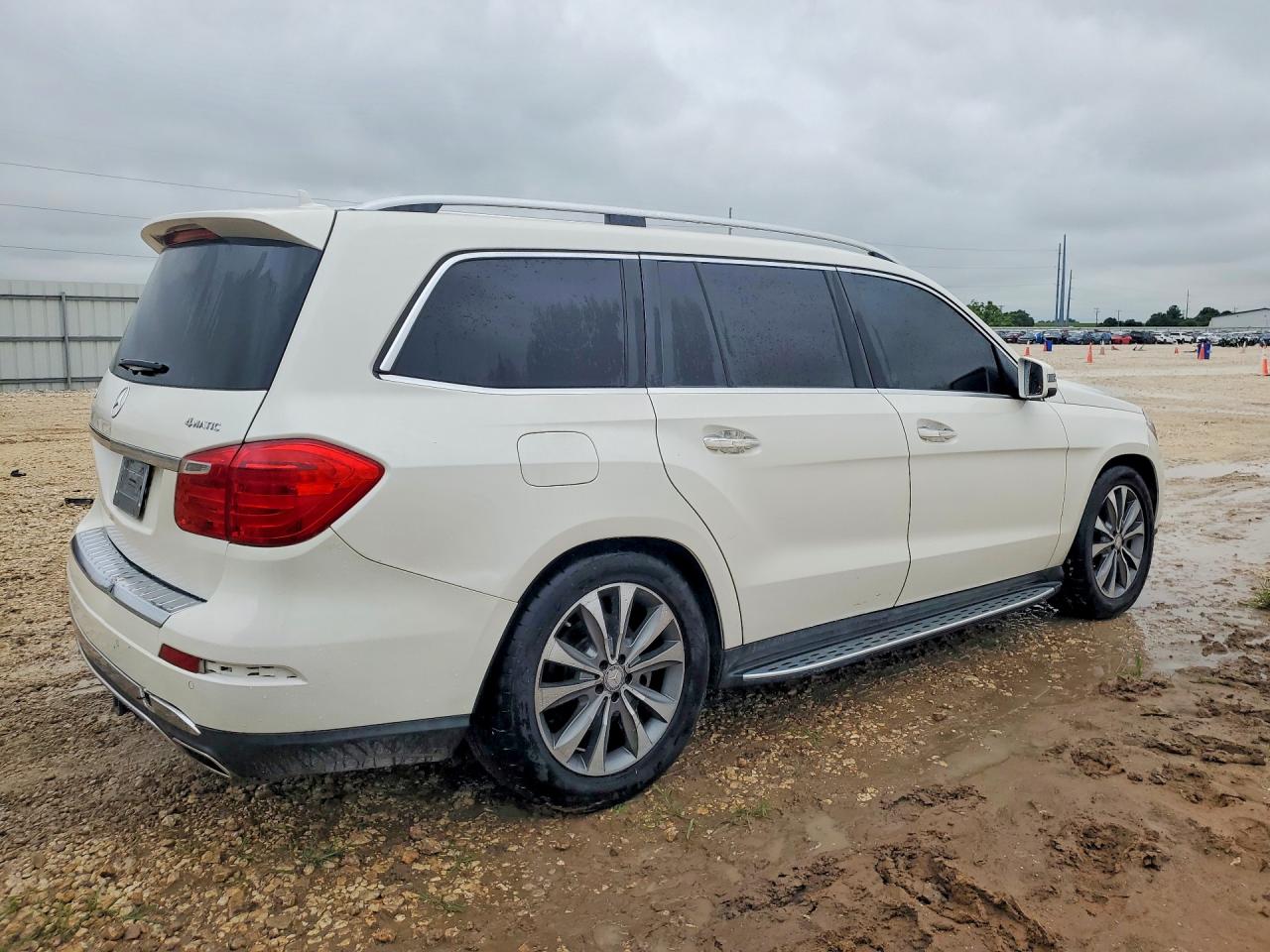 2014 Mercedes-benz Gl 450 4matic White vin: 4JGDF7CE5EA417871