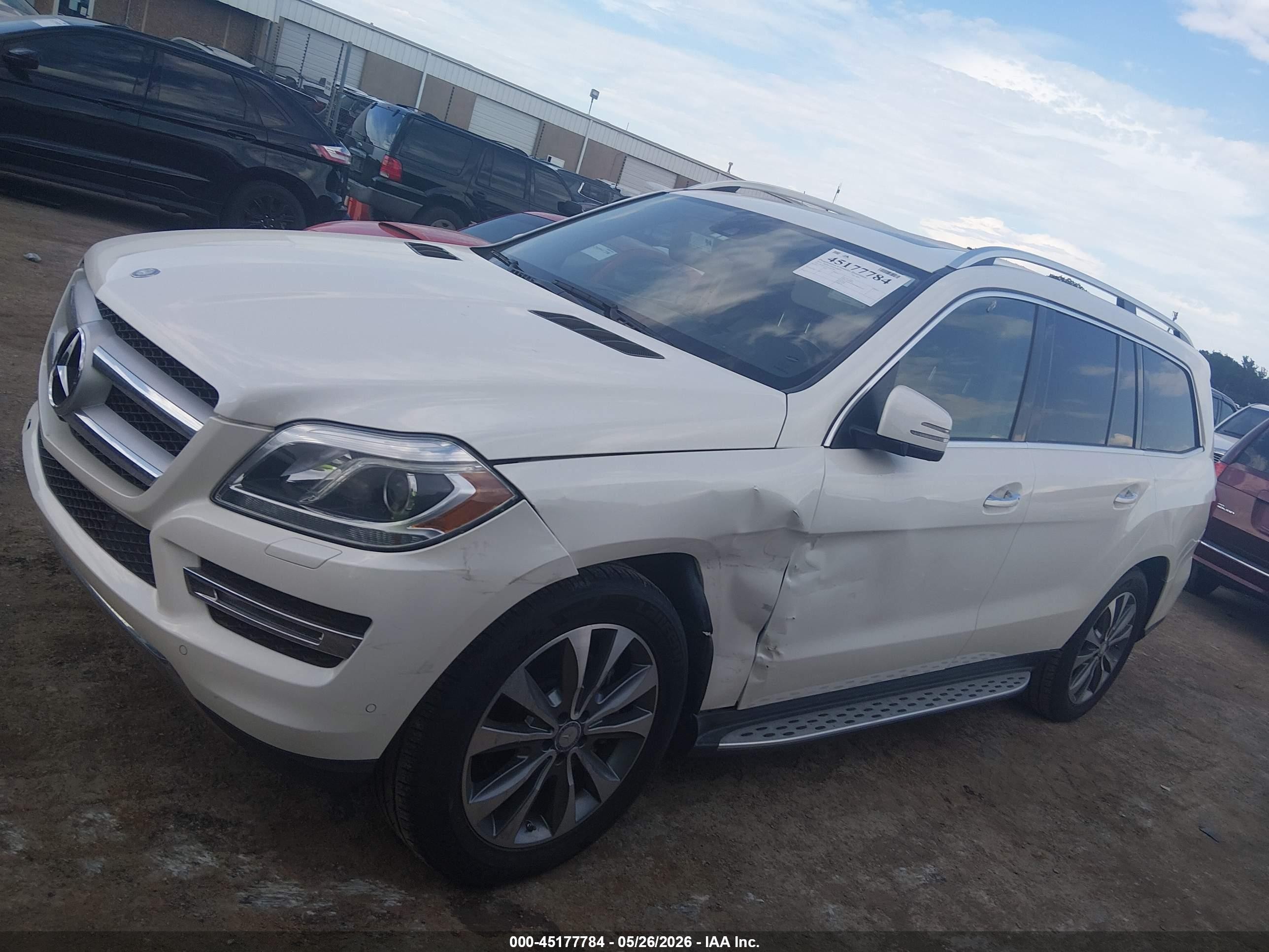 2014 Mercedes-benz Gl 450 4matic White vin: 4JGDF7CE5EA437280