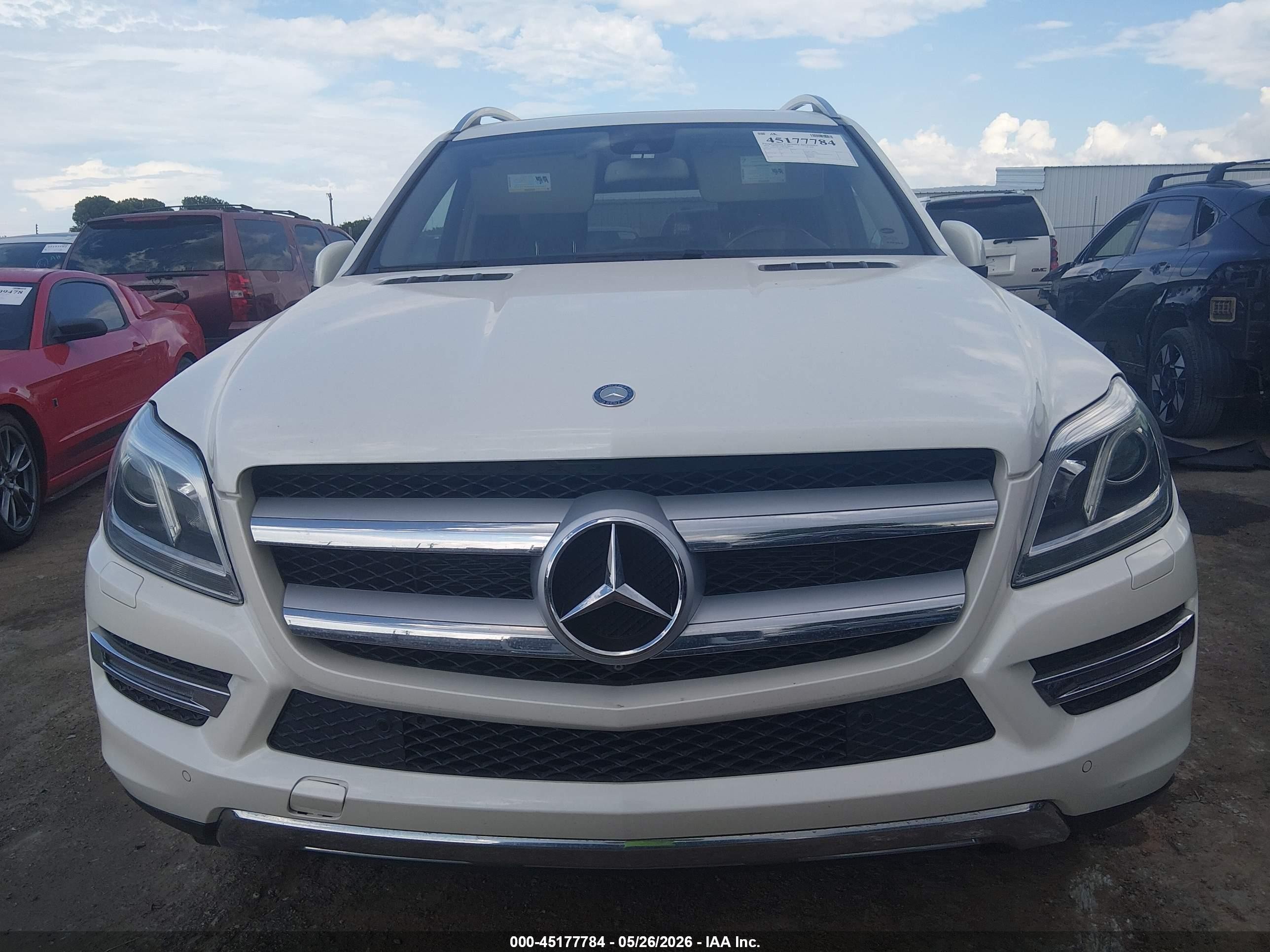 2014 Mercedes-benz Gl 450 4matic White vin: 4JGDF7CE5EA437280
