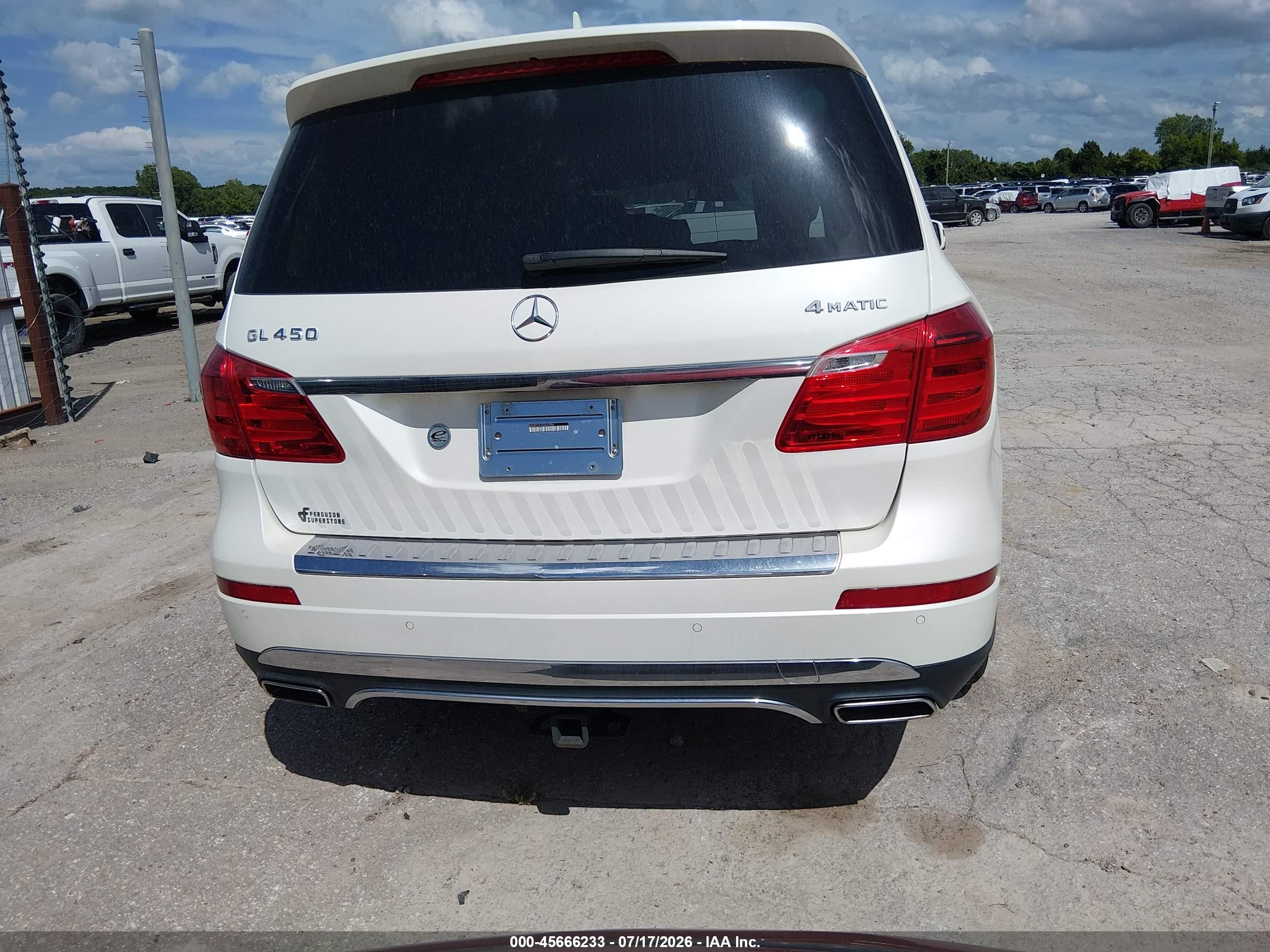 2014 Mercedes-benz Gl 450 4matic White vin: 4JGDF7CE5EA437280