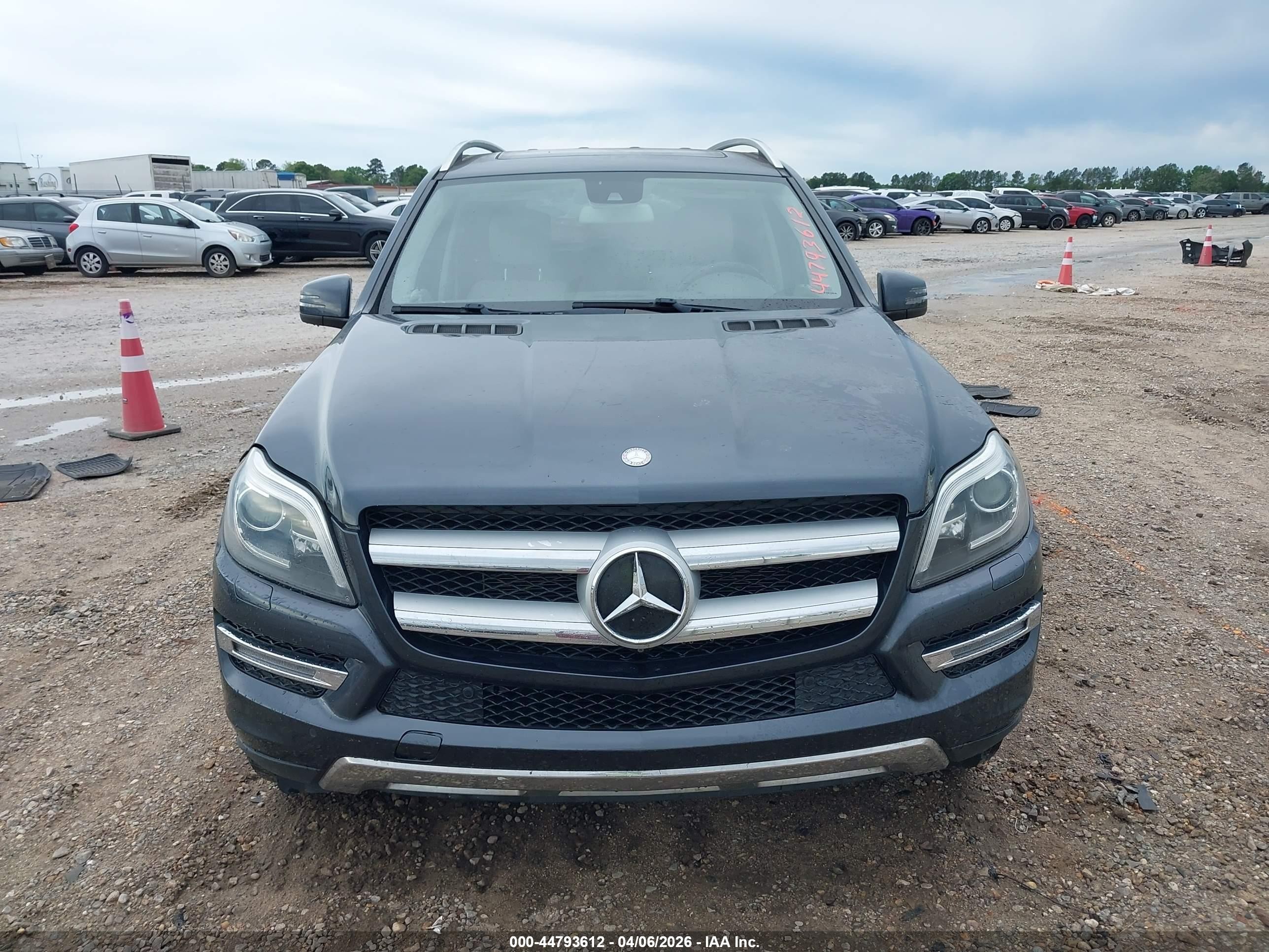 2013 Mercedes-benz Gl 450 4matic Gray vin: 4JGDF7CE6DA216849