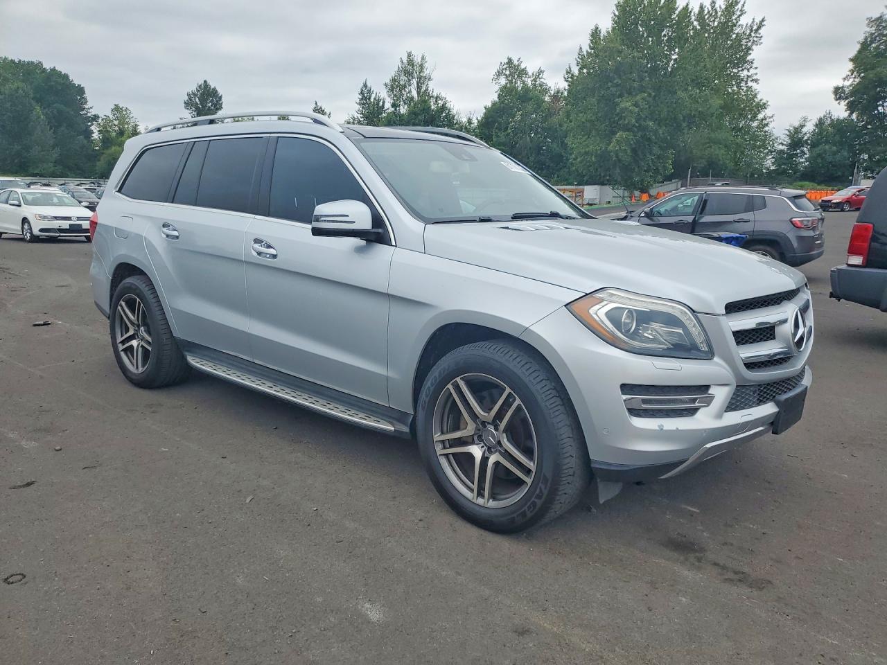 2013 Mercedes-benz Gl 450 4matic Silver vin: 4JGDF7CE6DA251438
