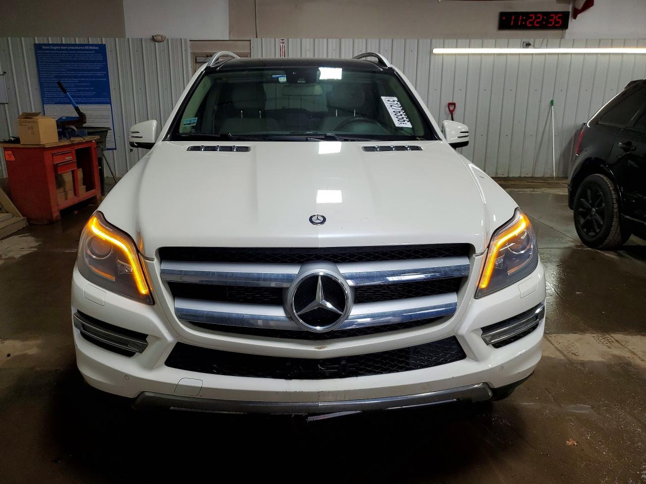 2013 Mercedes-benz Gl 450 4matic White vin: 4JGDF7CE6DA262942