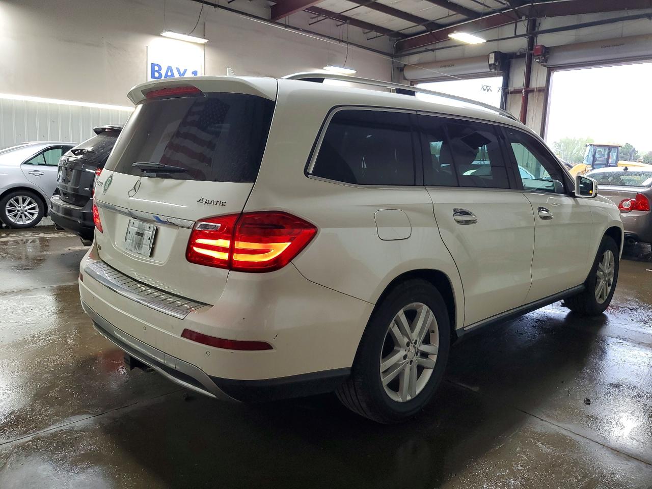 2013 Mercedes-benz Gl 450 4matic White vin: 4JGDF7CE6DA262942