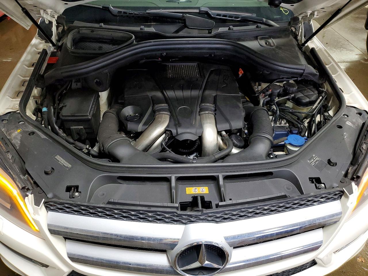 2013 Mercedes-benz Gl 450 4matic White vin: 4JGDF7CE6DA262942