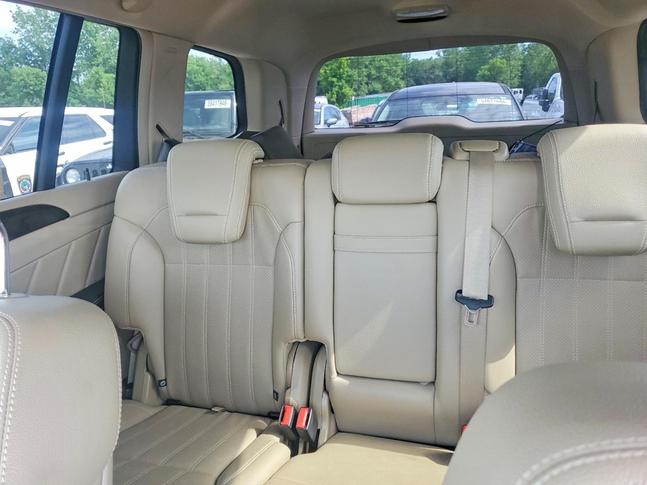 2014 Mercedes-benz Gl 450 4matic White vin: 4JGDF7CE6EA389384
