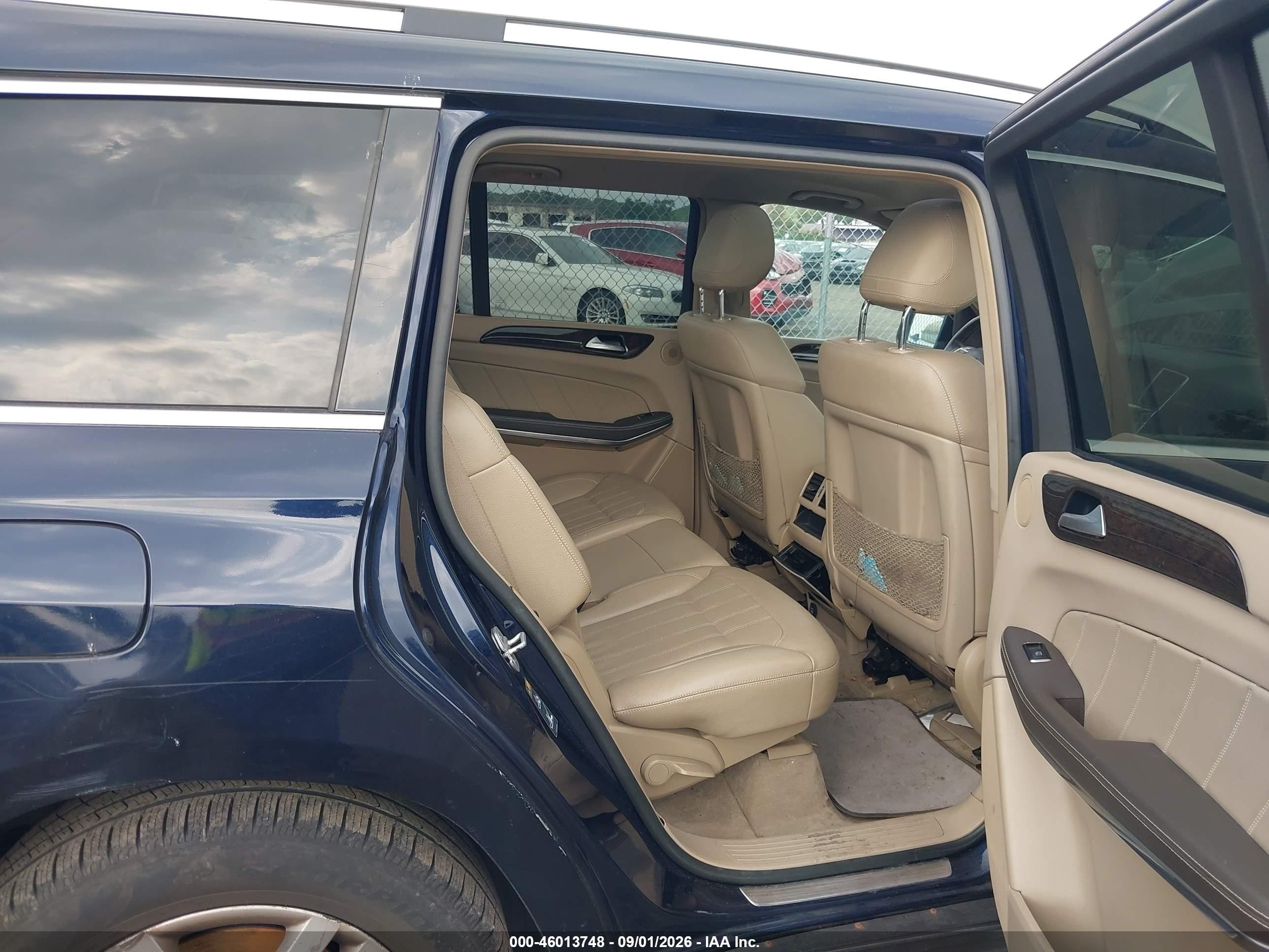 2014 Mercedes-benz Gl 450 4matic Синий vin: 4JGDF7CE6EA407043