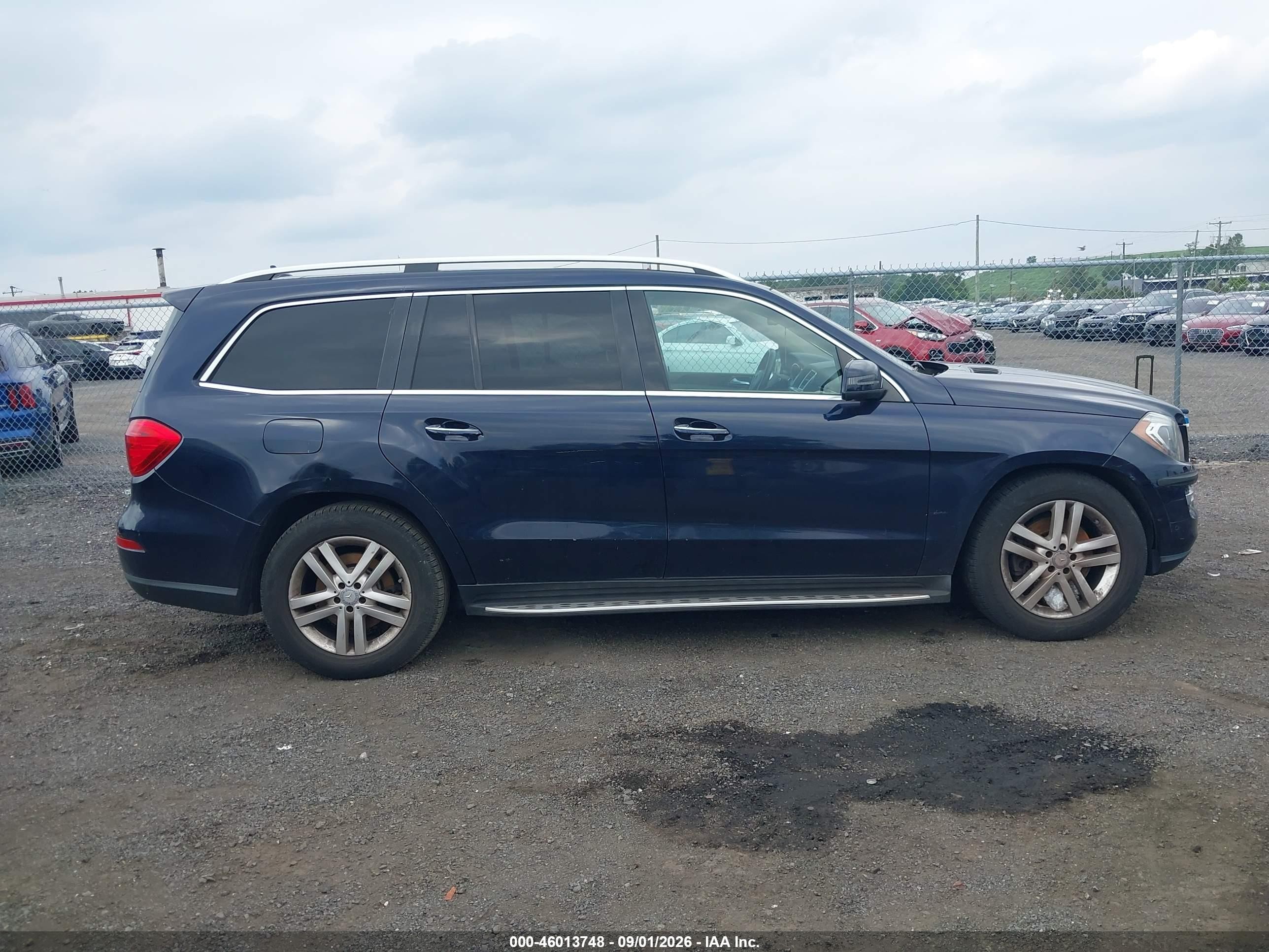 2014 Mercedes-benz Gl 450 4matic Синий vin: 4JGDF7CE6EA407043