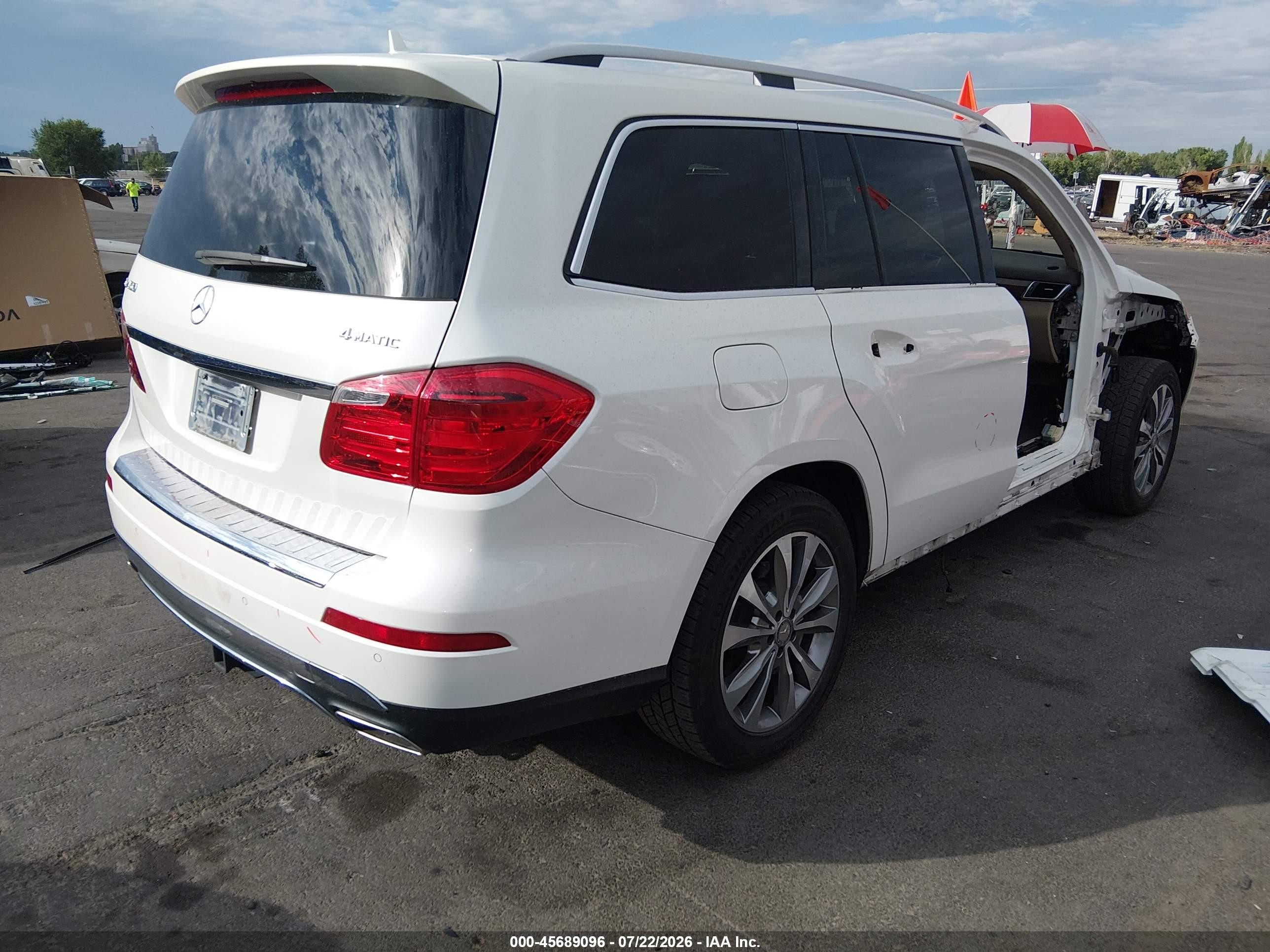 2014 Mercedes-benz Gl 450 4matic White vin: 4JGDF7CE6EA407530