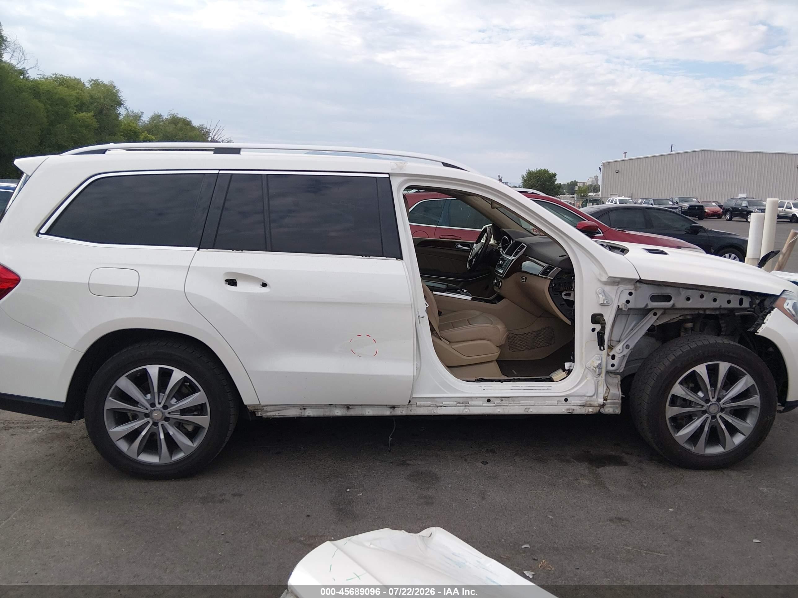 2014 Mercedes-benz Gl 450 4matic White vin: 4JGDF7CE6EA407530
