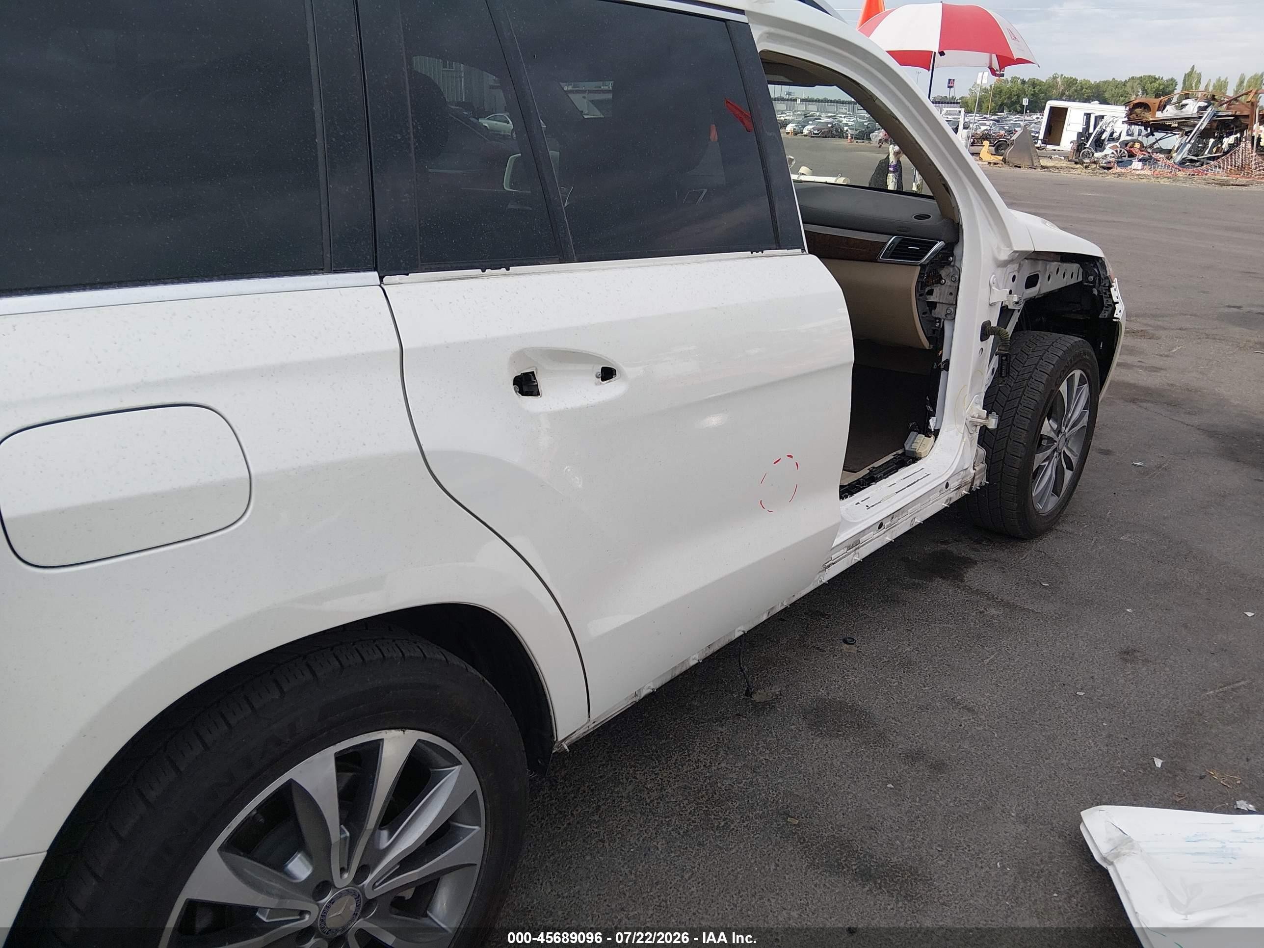 2014 Mercedes-benz Gl 450 4matic White vin: 4JGDF7CE6EA407530