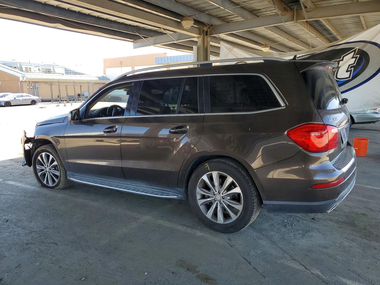 2013 Mercedes-benz Gl 450 4matic Коричневый vin: 4JGDF7CE7DA110670