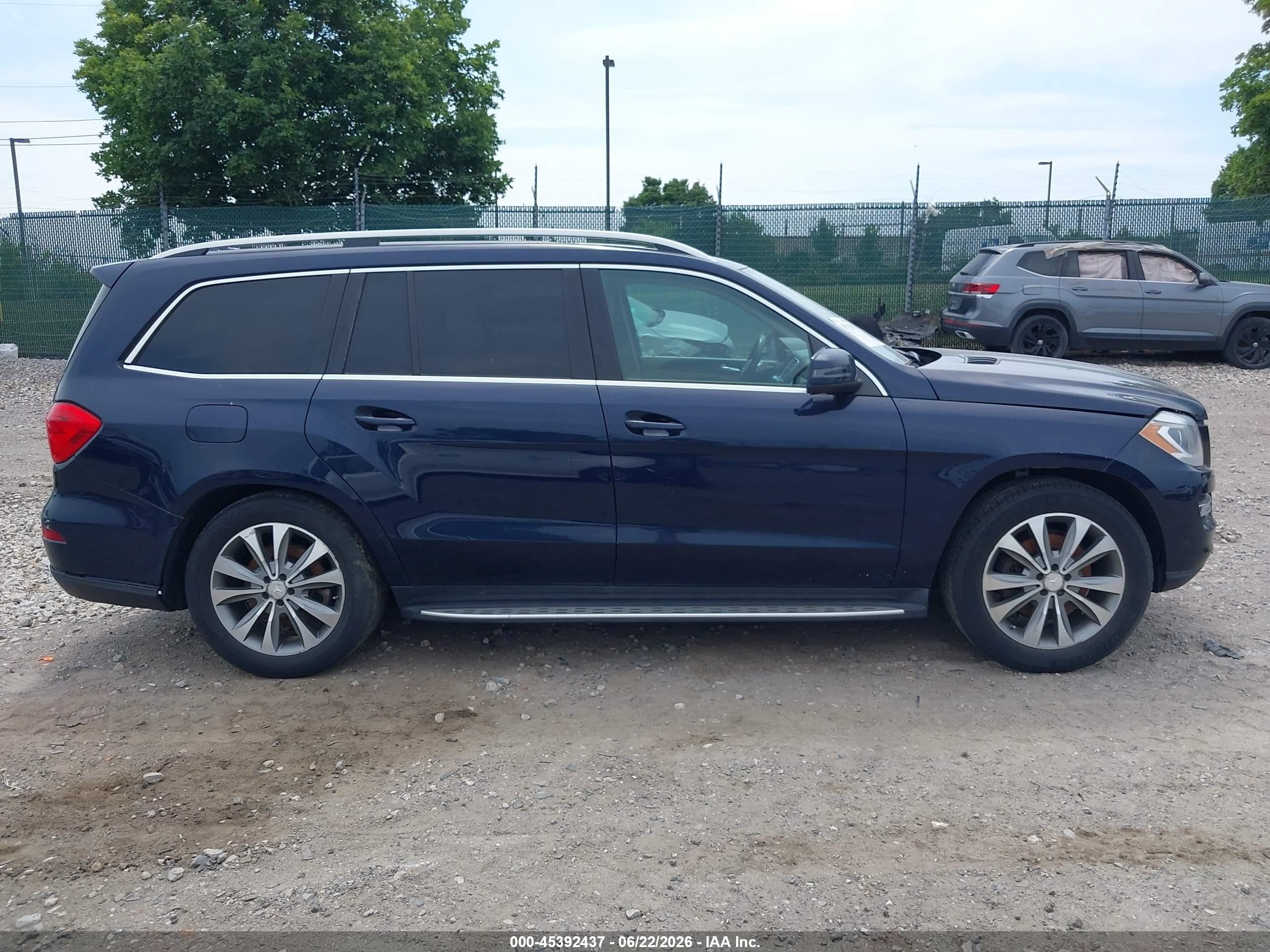2014 Mercedes-benz Gl 450 4matic Dark Blue vin: 4JGDF7CE7EA411795
