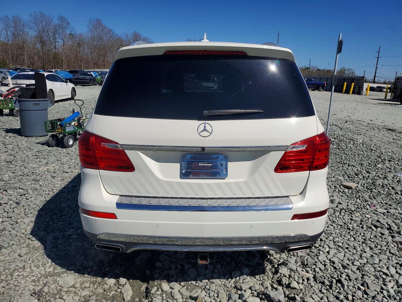 2013 Mercedes-benz Gl 450 4matic White vin: 4JGDF7CE8DA222345