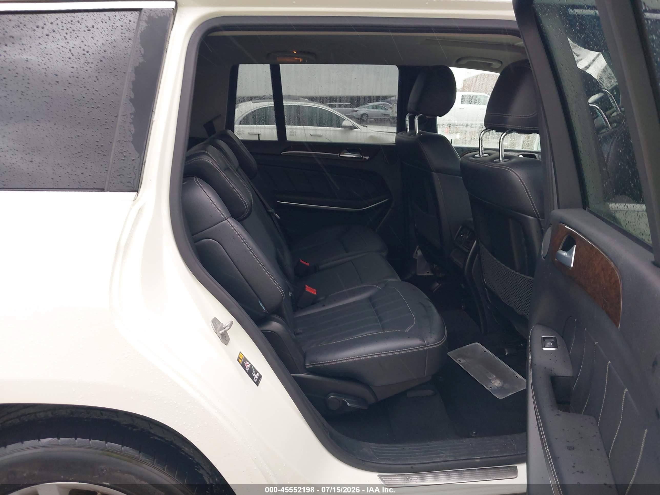 2013 Mercedes-benz Gl 450 4matic White vin: 4JGDF7CE8DA225682