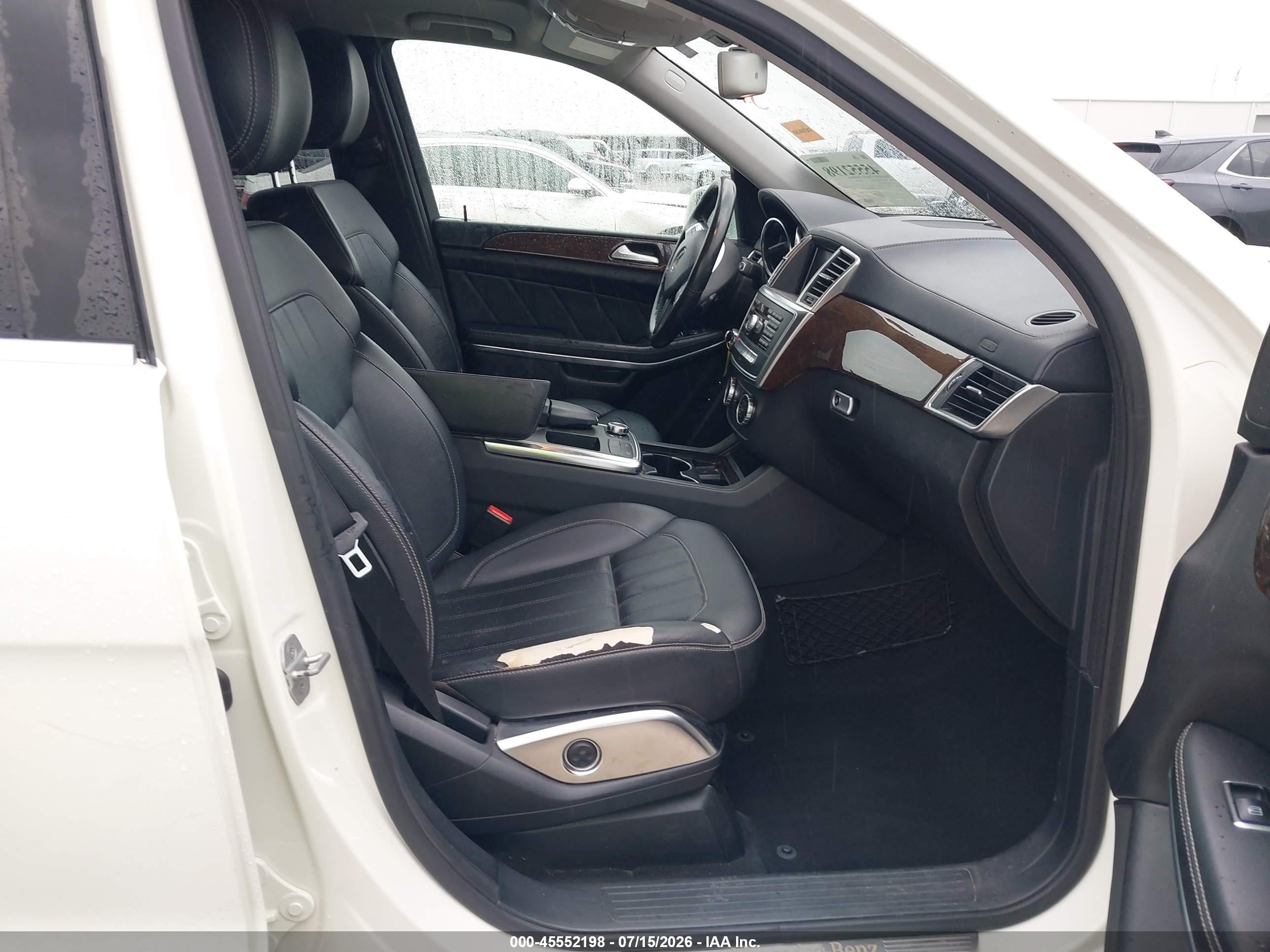 2013 Mercedes-benz Gl 450 4matic White vin: 4JGDF7CE8DA225682