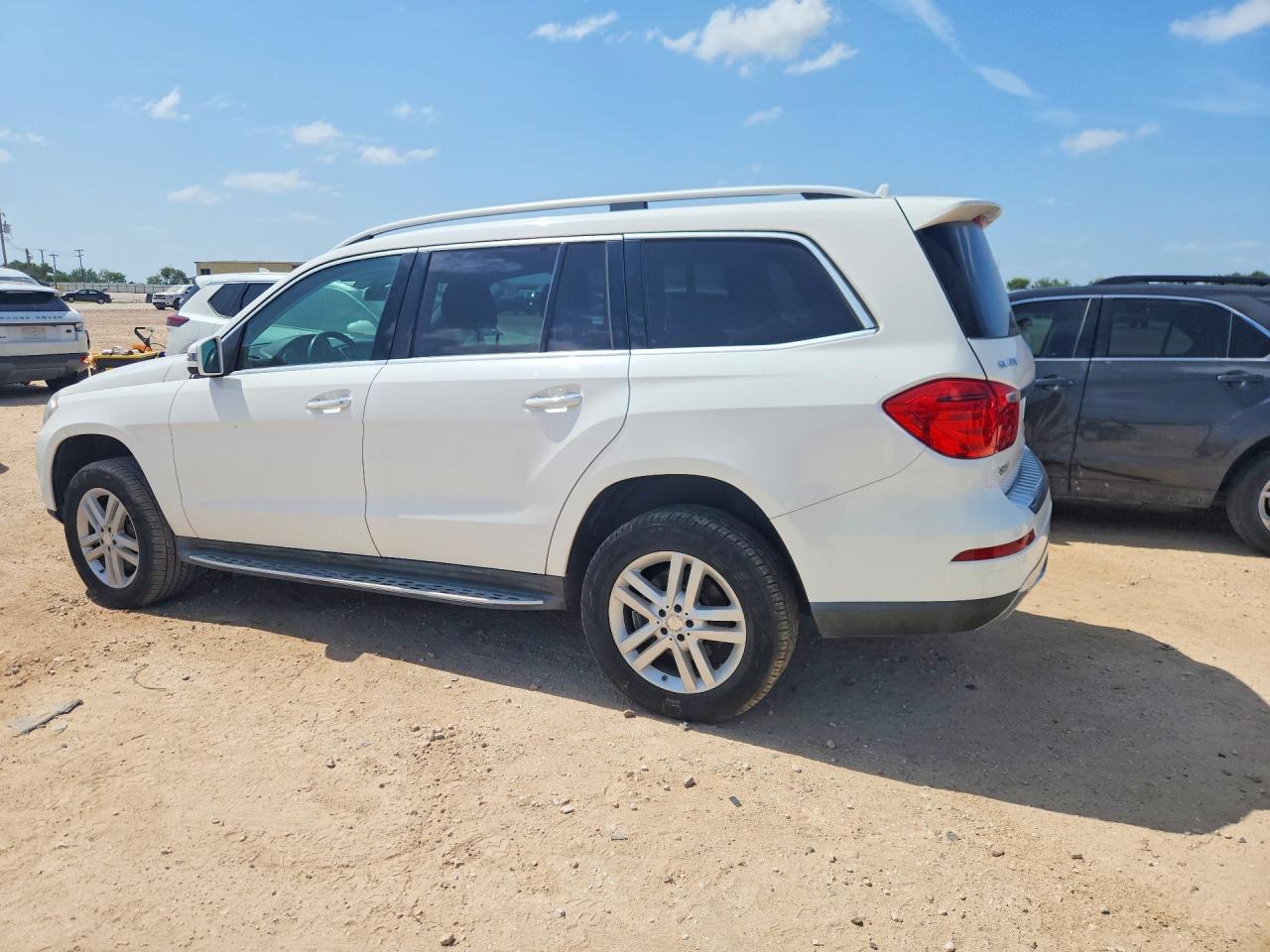 2014 Mercedes-benz Gl 450 4matic White vin: 4JGDF7CE8EA285091
