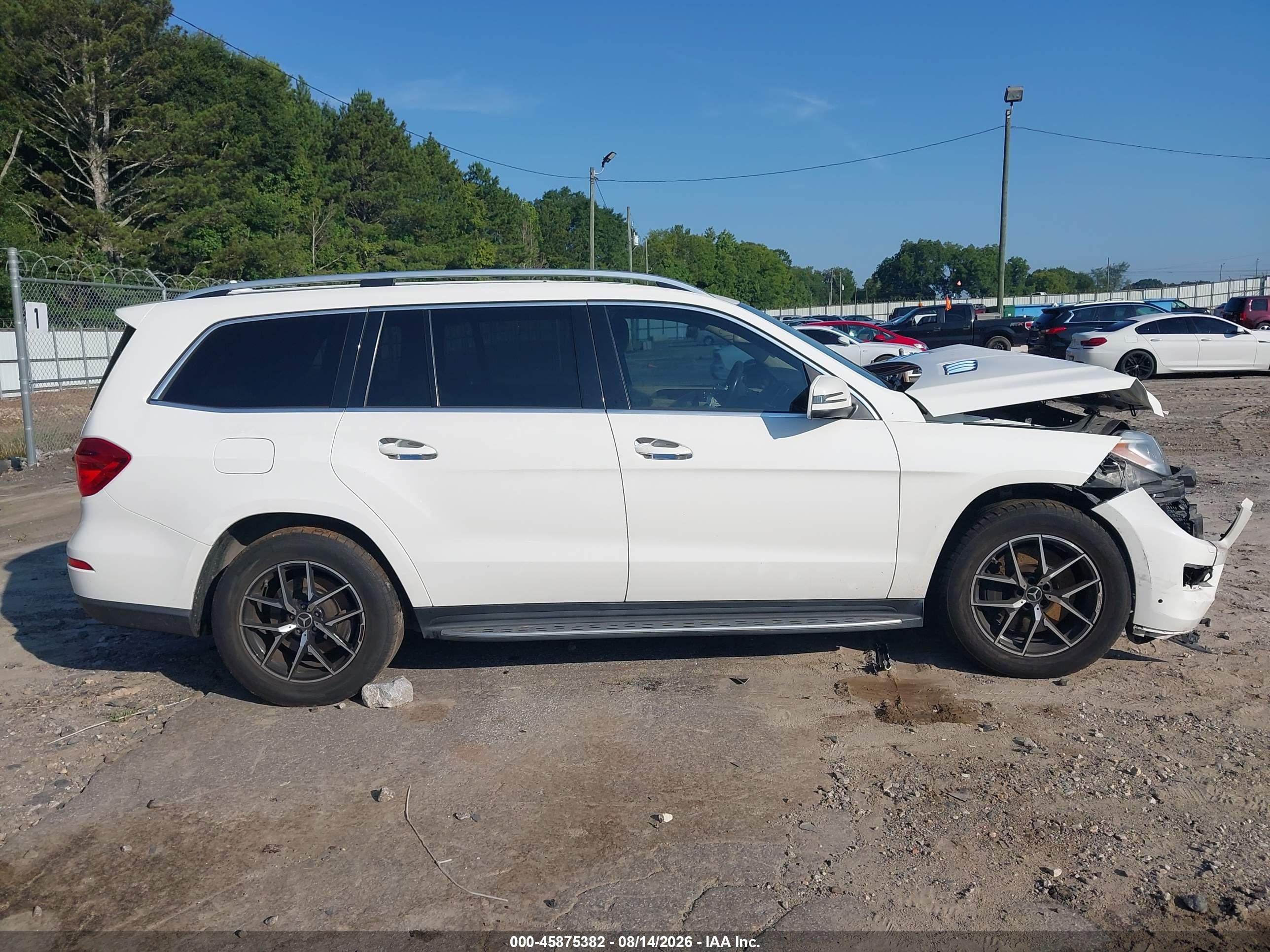 2014 Mercedes-benz Gl 450 4matic White vin: 4JGDF7CE8EA298102