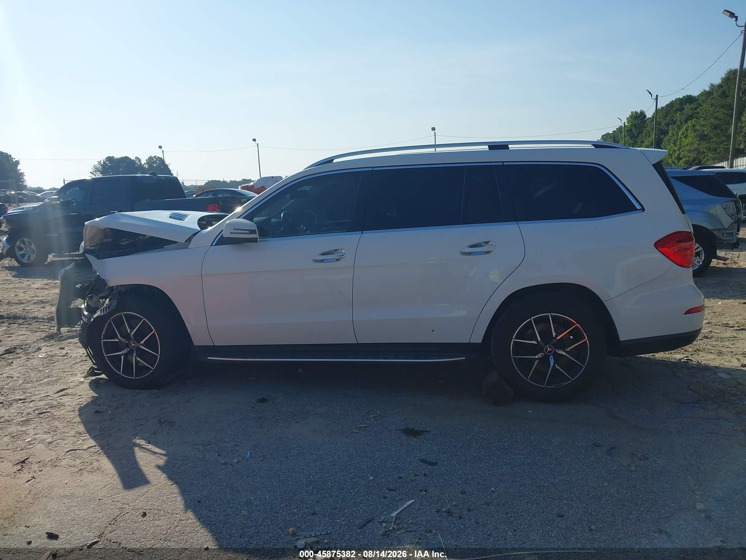 2014 Mercedes-benz Gl 450 4matic White vin: 4JGDF7CE8EA298102