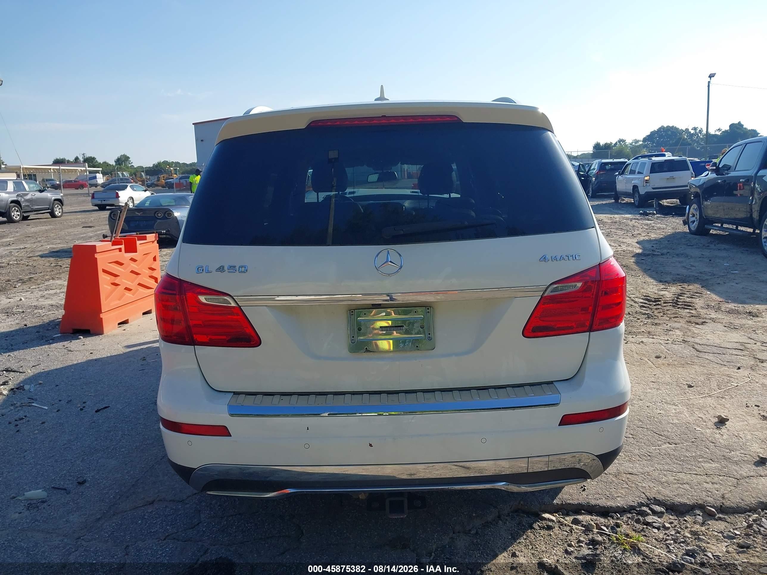 2014 Mercedes-benz Gl 450 4matic White vin: 4JGDF7CE8EA298102