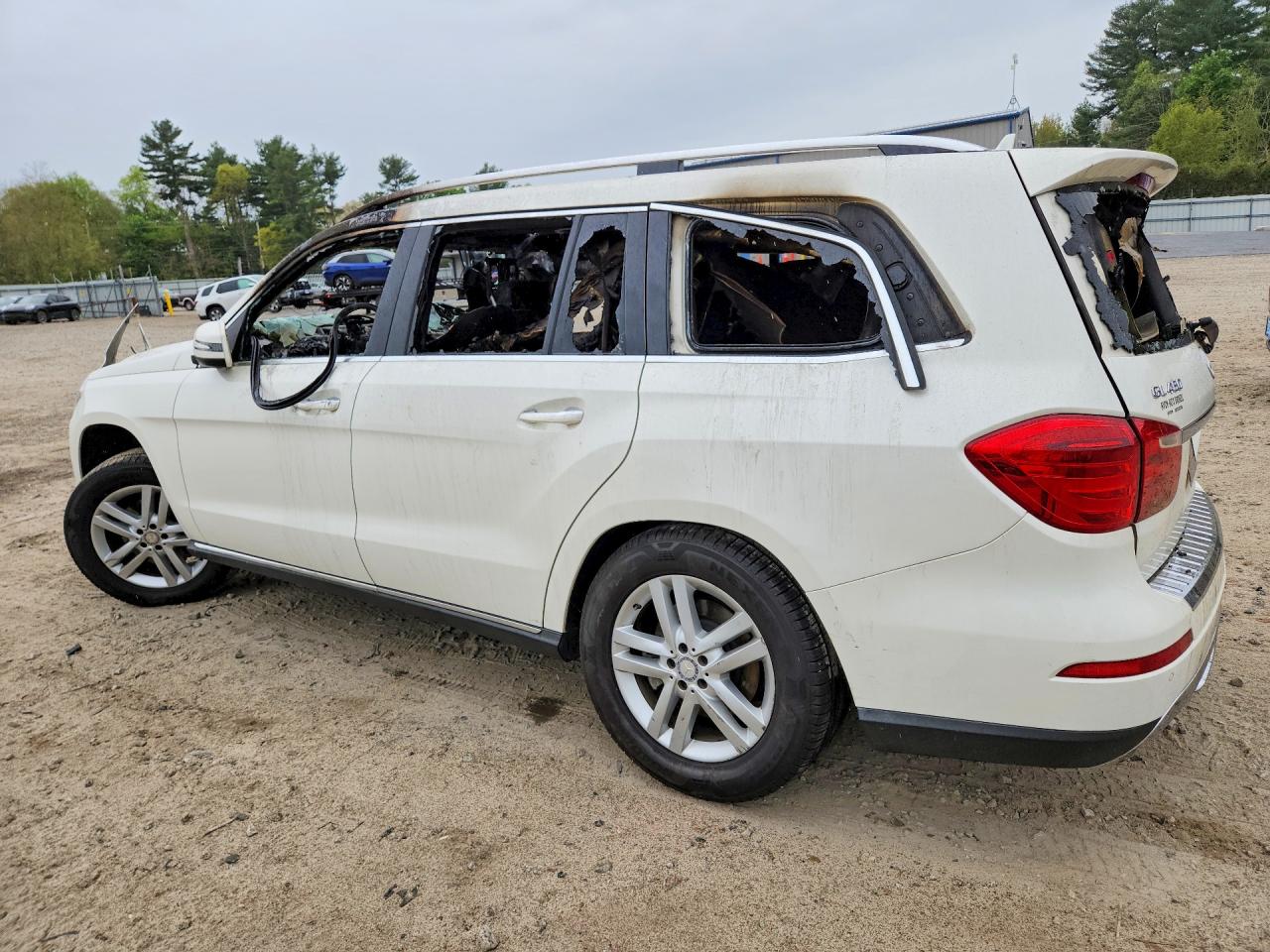 2014 Mercedes-benz Gl 450 4matic White vin: 4JGDF7CE8EA323371