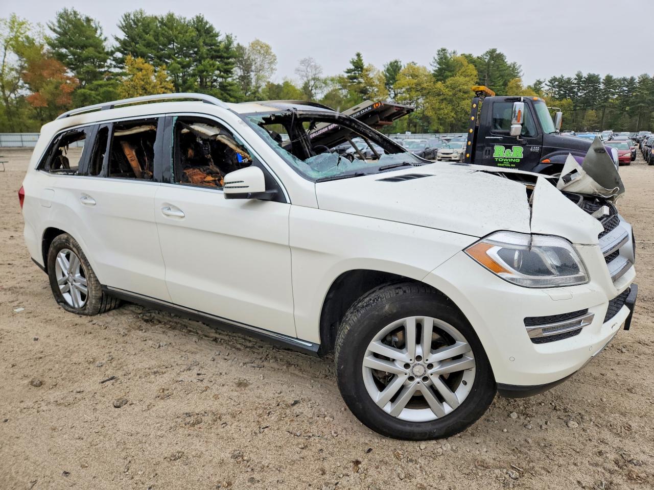 2014 Mercedes-benz Gl 450 4matic White vin: 4JGDF7CE8EA323371