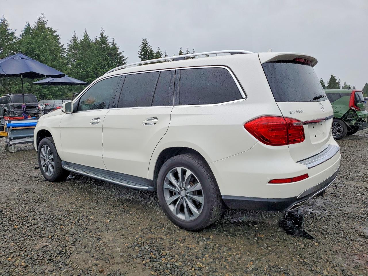 2014 Mercedes-benz Gl 450 4matic White vin: 4JGDF7CE8EA324634