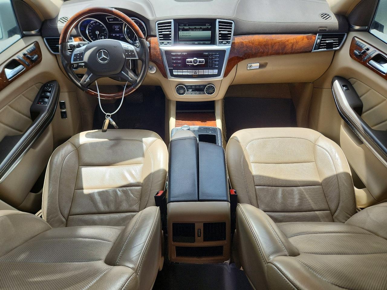 2013 Mercedes-benz Gl 450 4matic White vin: 4JGDF7CE9DA128281