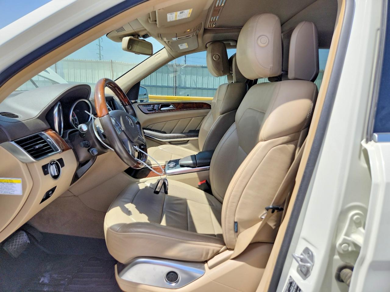 2013 Mercedes-benz Gl 450 4matic White vin: 4JGDF7CE9DA128281