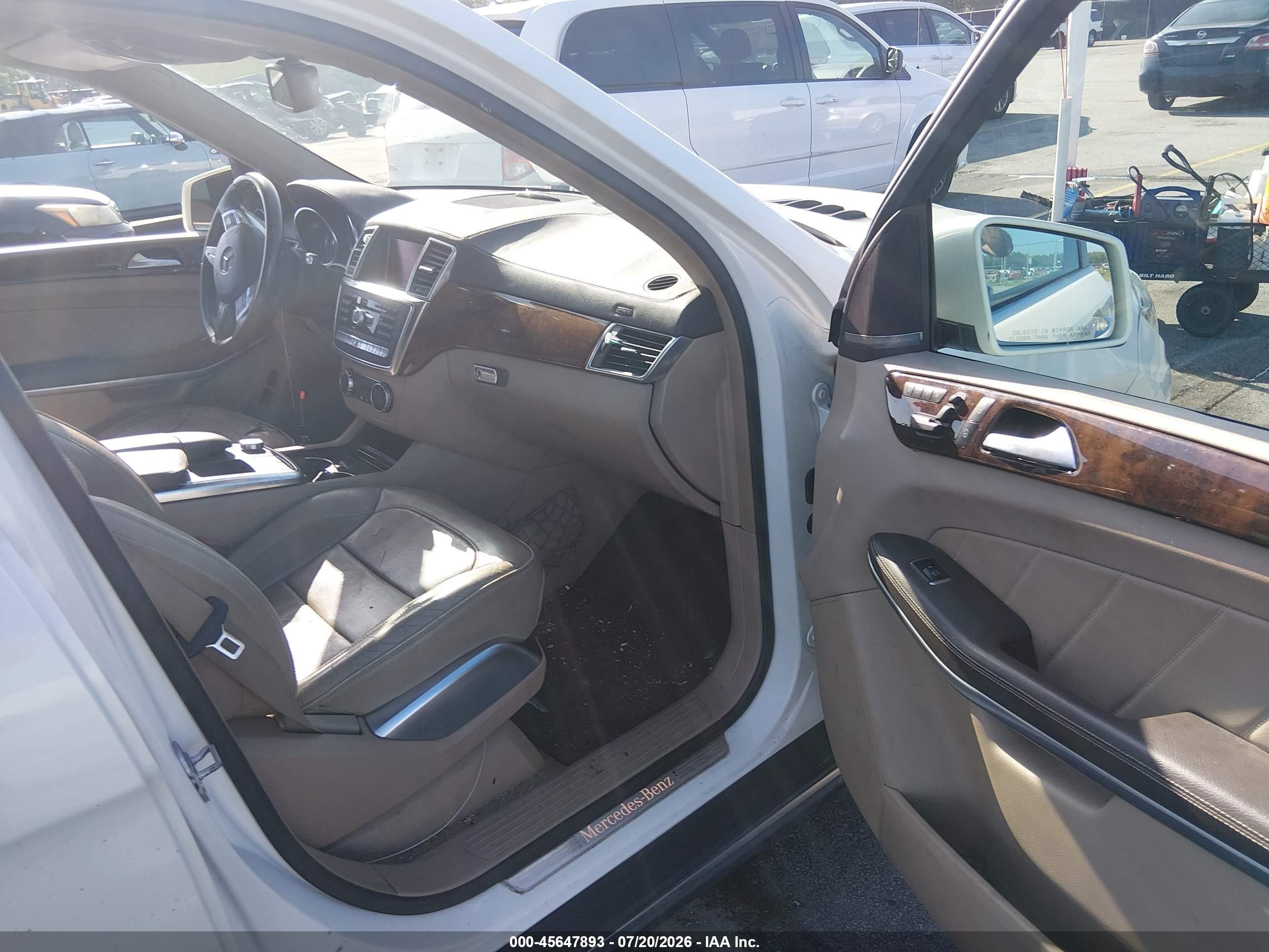 2013 Mercedes-benz Gl 450 4matic White vin: 4JGDF7CE9DA178131