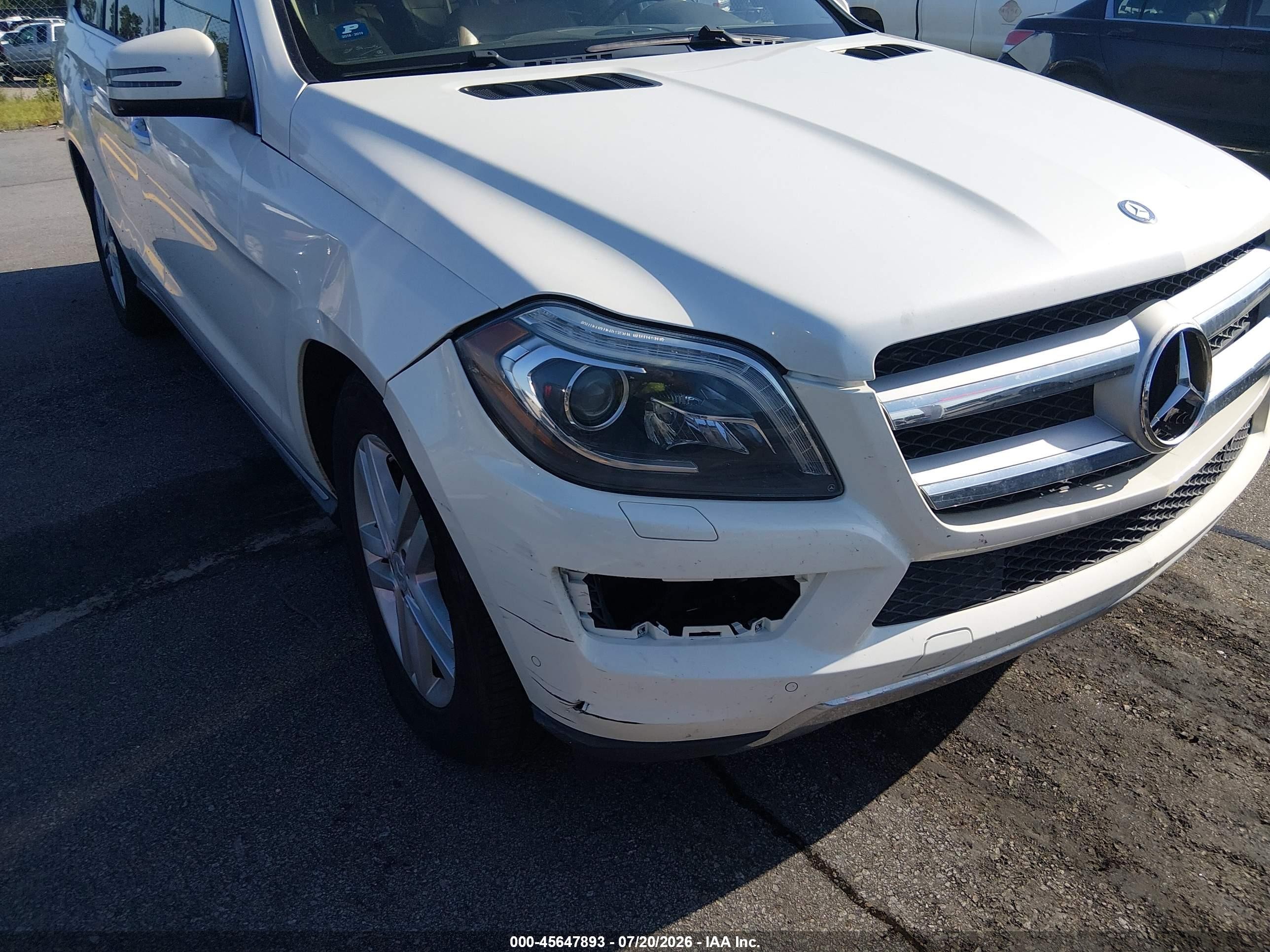 2013 Mercedes-benz Gl 450 4matic White vin: 4JGDF7CE9DA178131