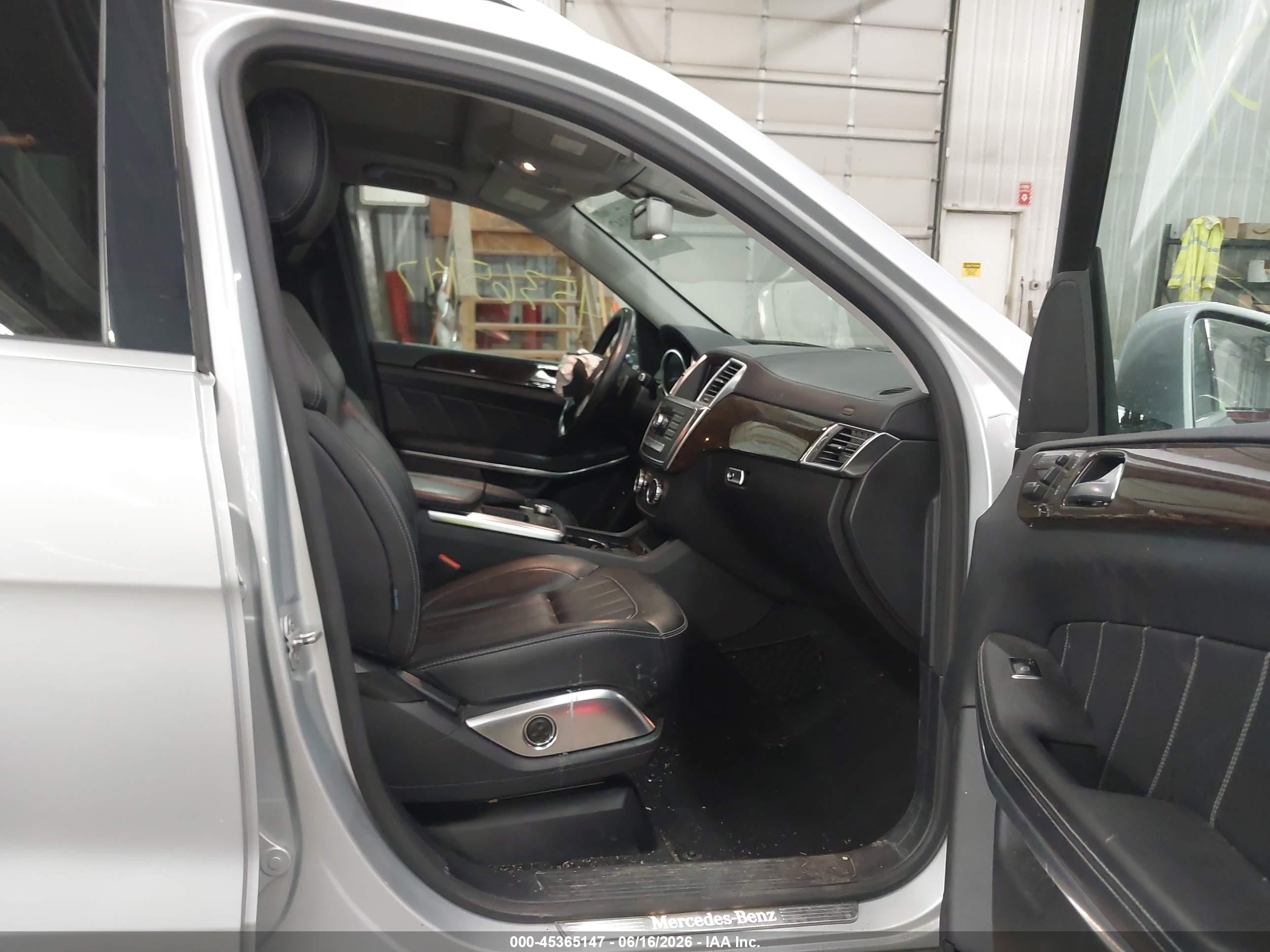 2013 Mercedes-benz Gl 450 4matic Silver vin: 4JGDF7CE9DA256424