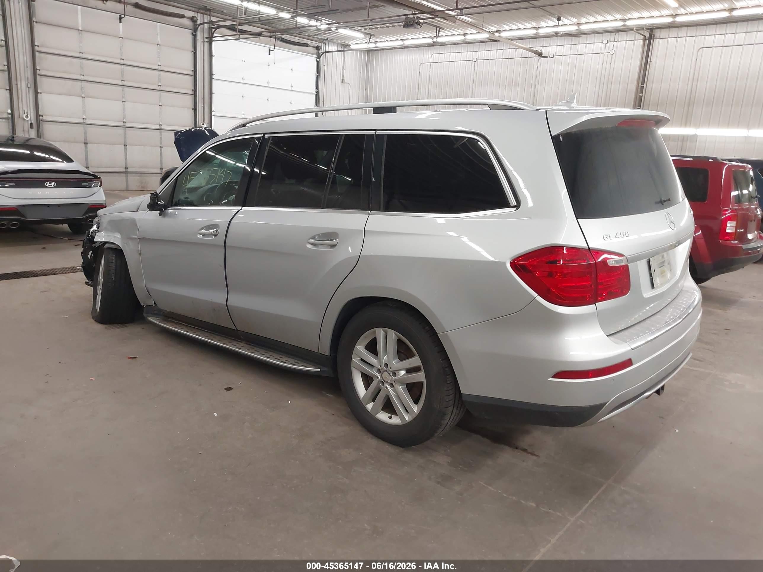 2013 Mercedes-benz Gl 450 4matic Silver vin: 4JGDF7CE9DA256424