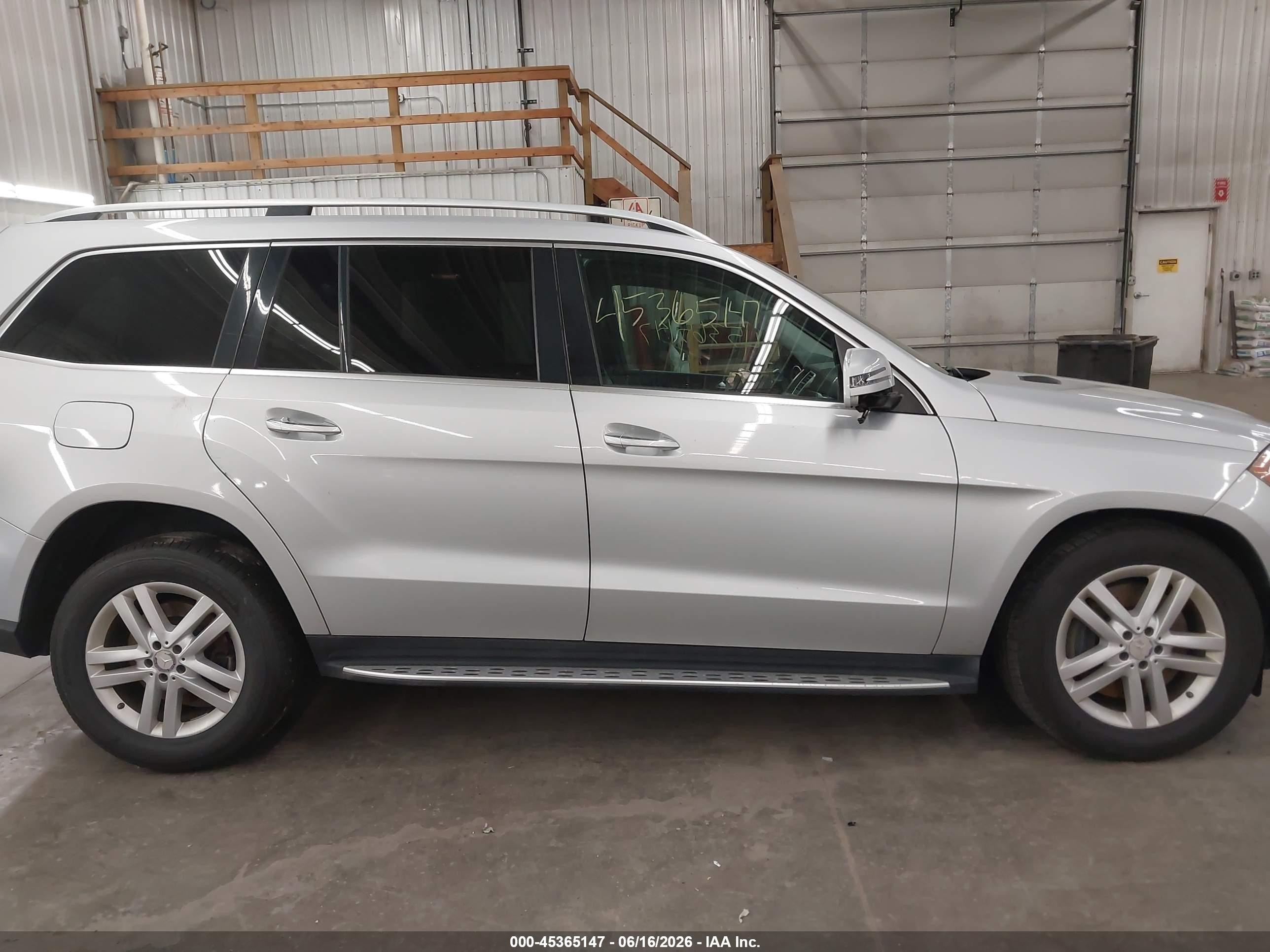 2013 Mercedes-benz Gl 450 4matic Silver vin: 4JGDF7CE9DA256424