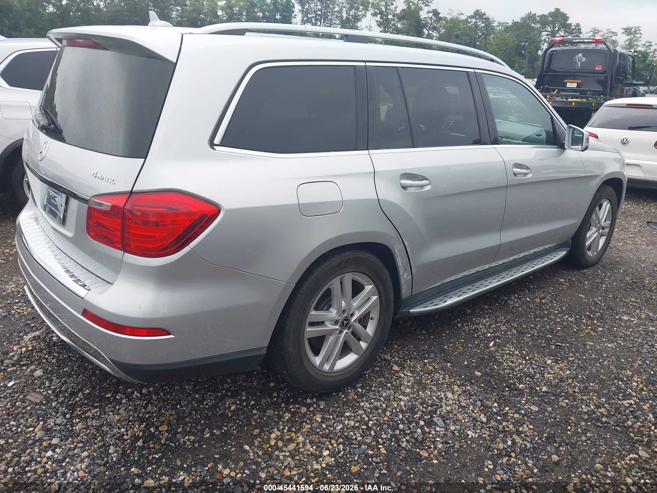 2013 Mercedes-benz Gl 450 4matic Silver vin: 4JGDF7CE9DA258061