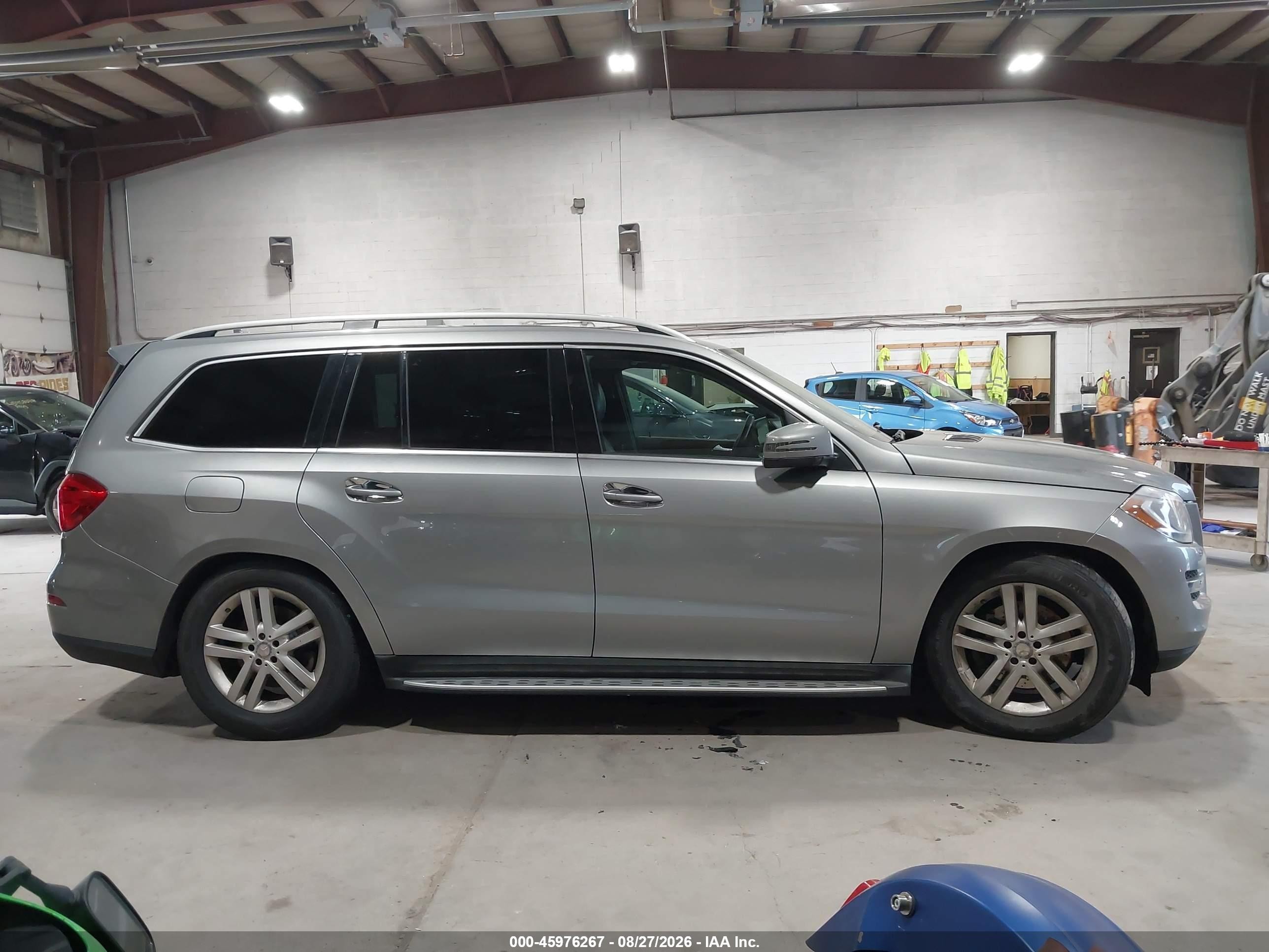 2014 Mercedes-benz Gl 450 4matic Silver vin: 4JGDF7CE9EA357657