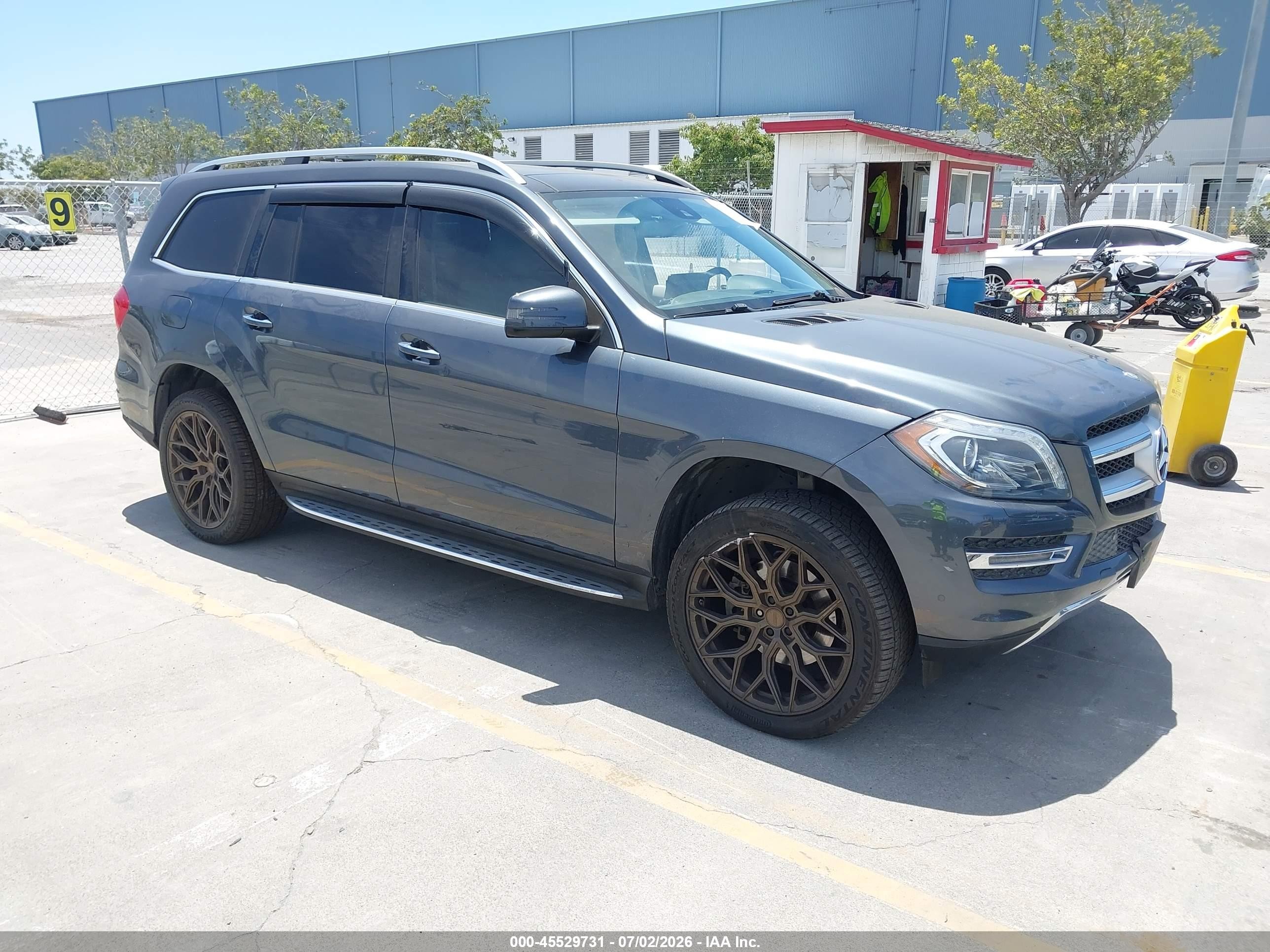 2014 Mercedes-benz Gl 450 4matic Gray vin: 4JGDF7CE9EA433748