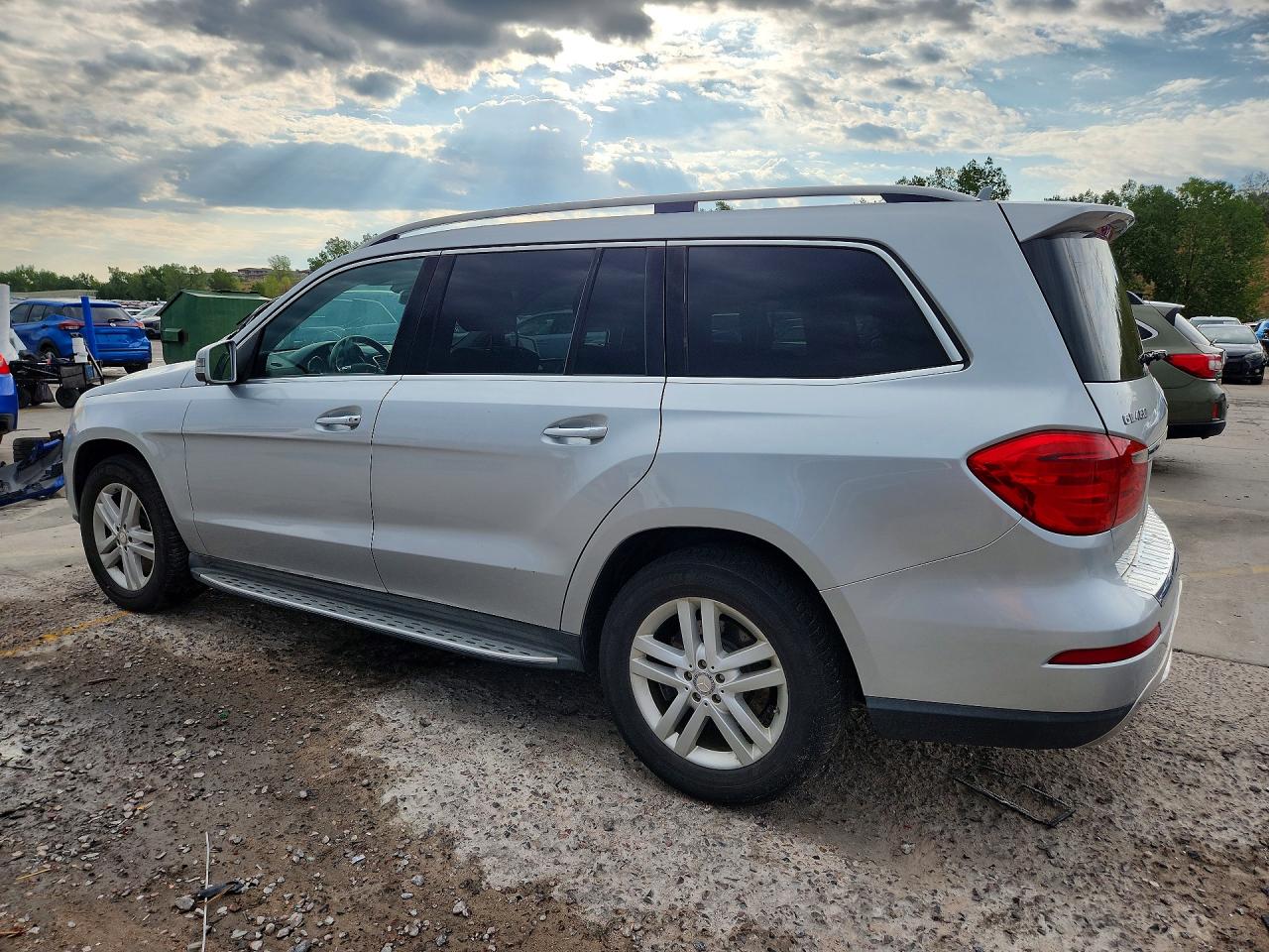 2013 Mercedes-benz Gl 450 4matic Серебряный vin: 4JGDF7CEXDA101641
