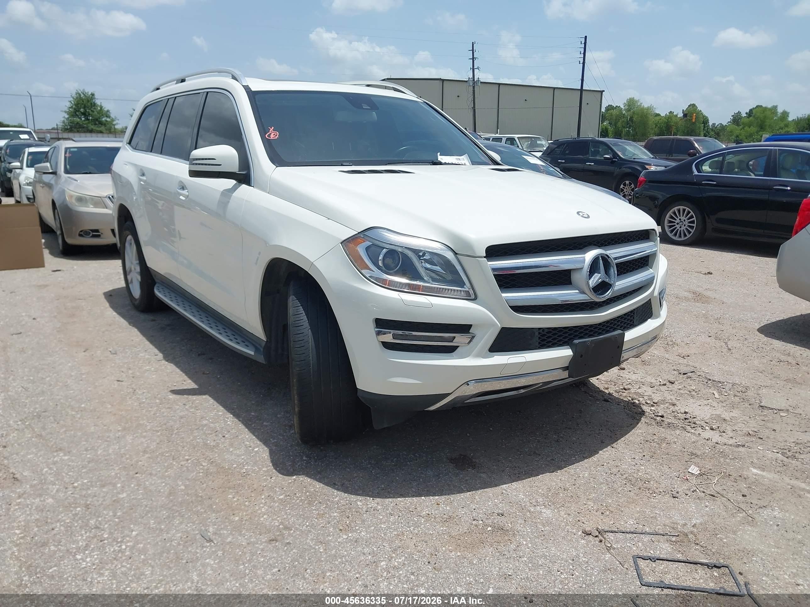 2013 Mercedes-benz Gl 450 4matic White vin: 4JGDF7CEXDA168272