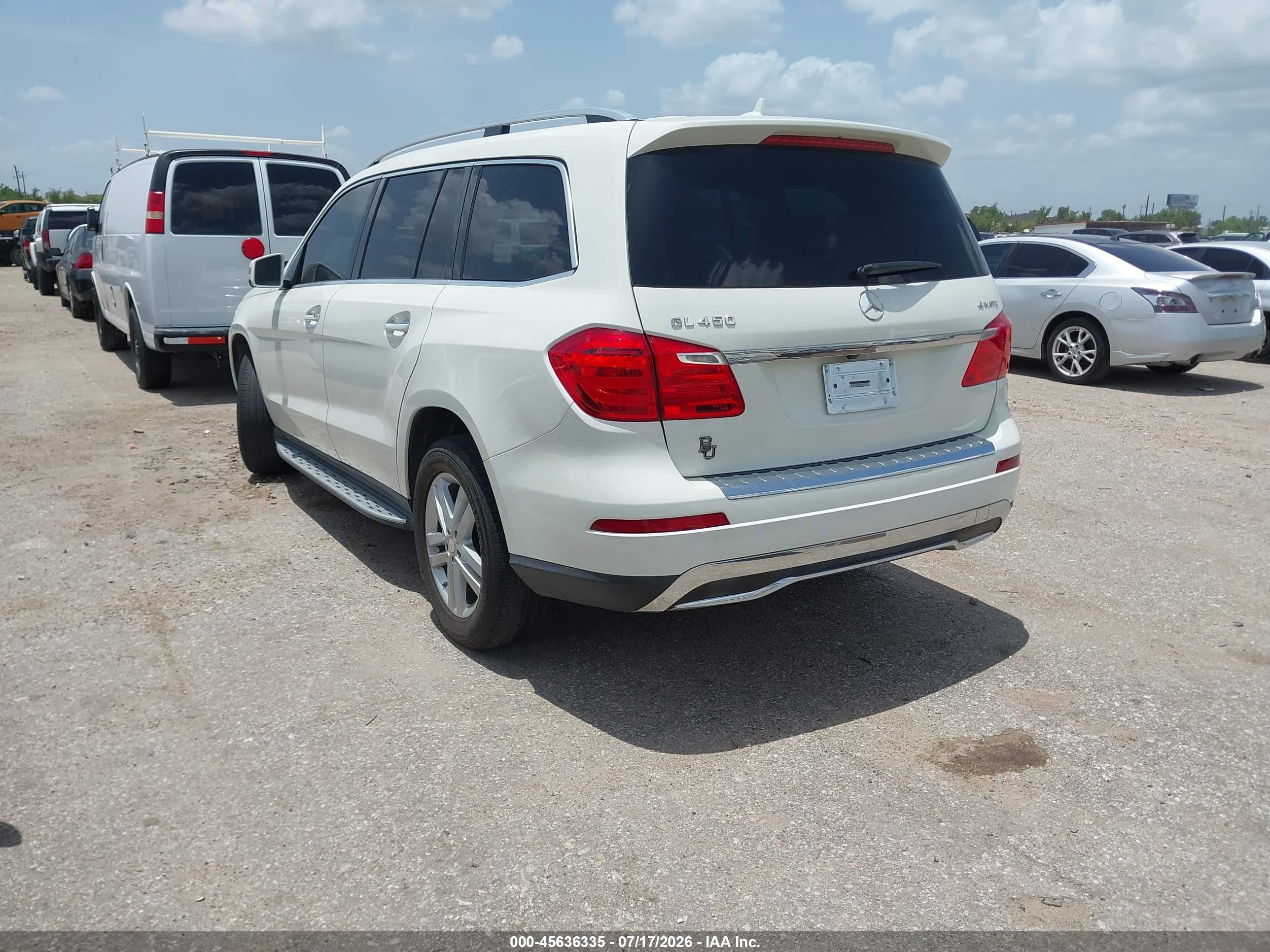 2013 Mercedes-benz Gl 450 4matic White vin: 4JGDF7CEXDA168272