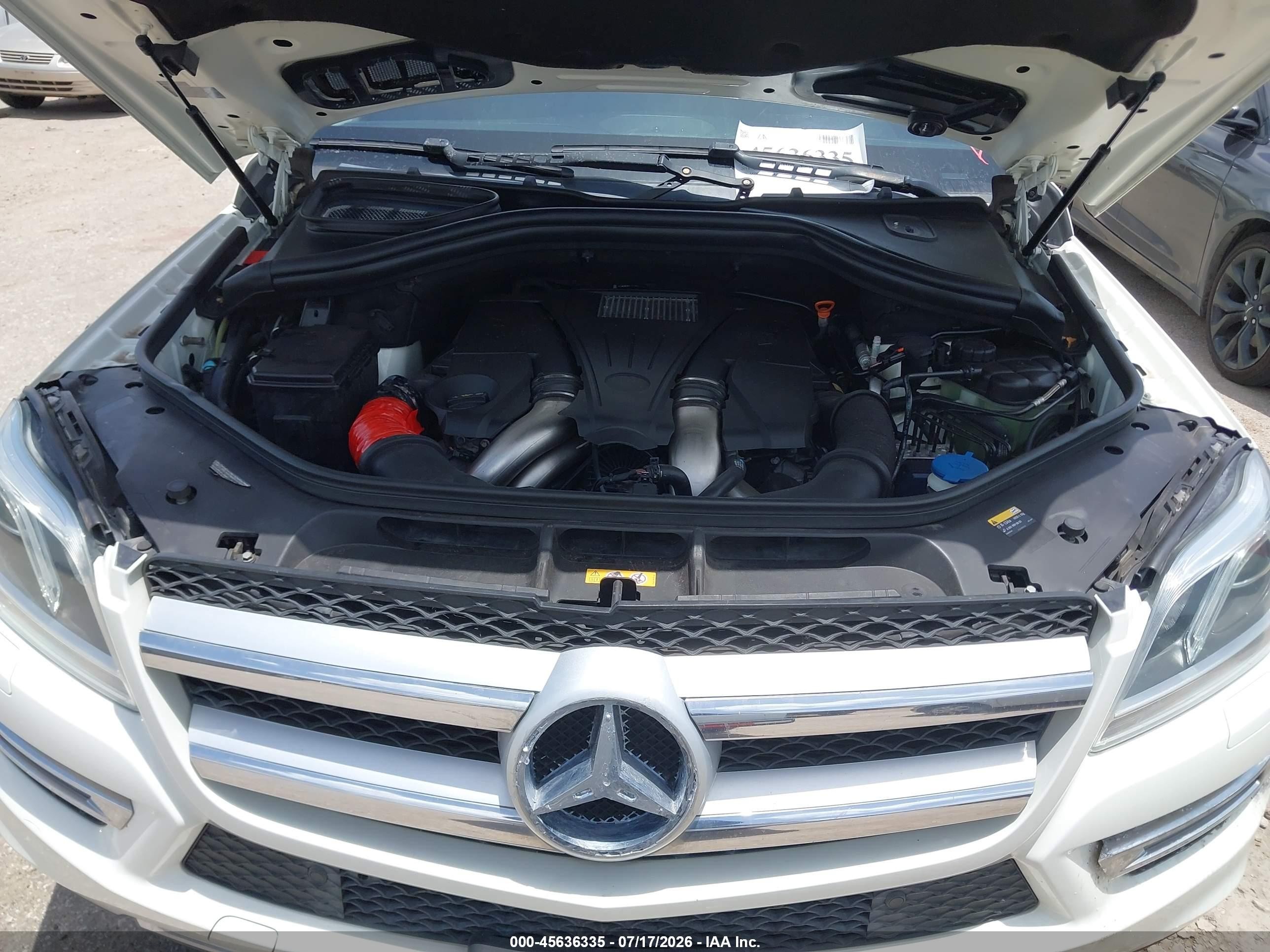 2013 Mercedes-benz Gl 450 4matic White vin: 4JGDF7CEXDA168272