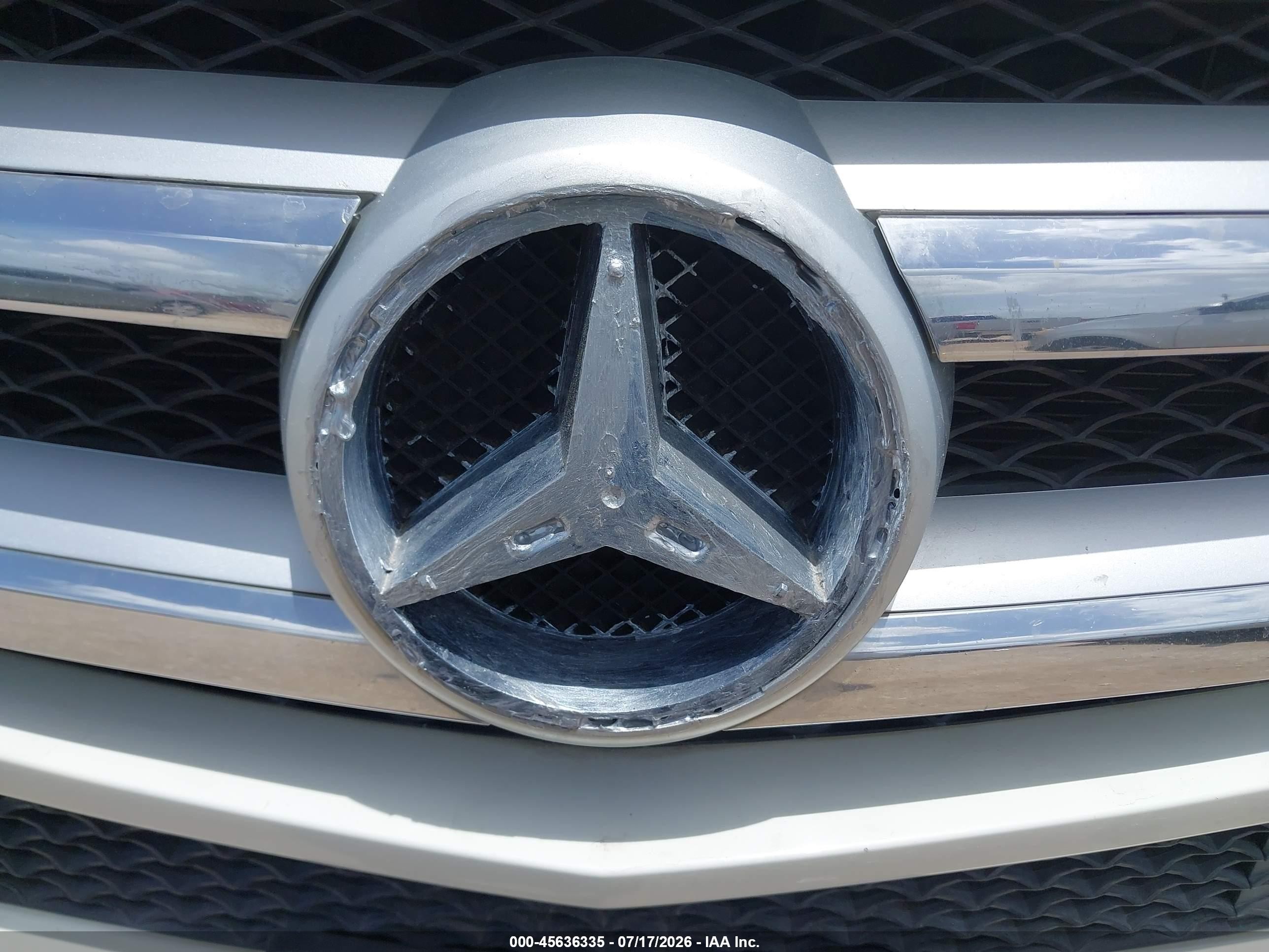 2013 Mercedes-benz Gl 450 4matic White vin: 4JGDF7CEXDA168272