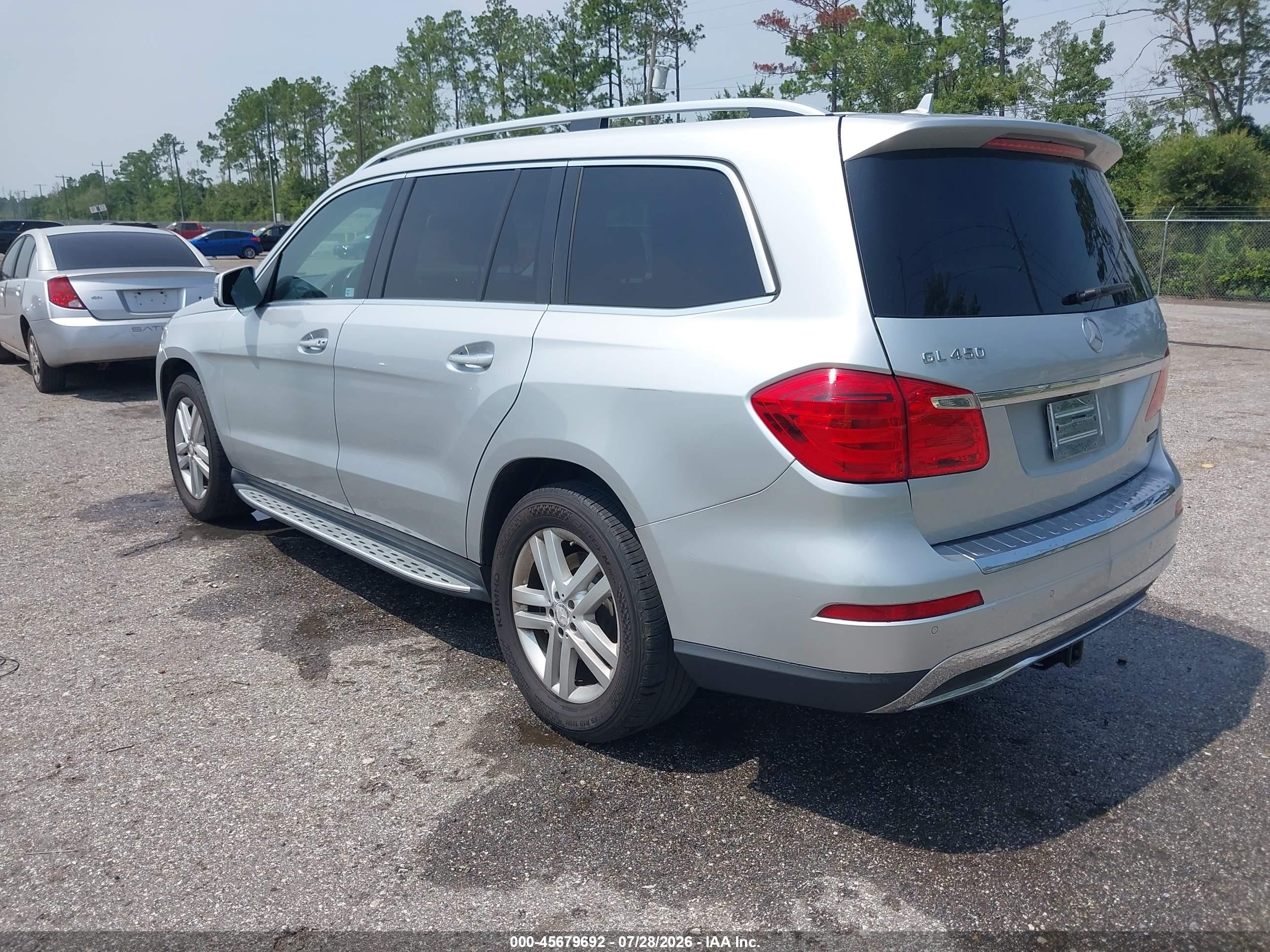 2013 Mercedes-benz Gl 450 4matic Серебряный vin: 4JGDF7CEXDA247070