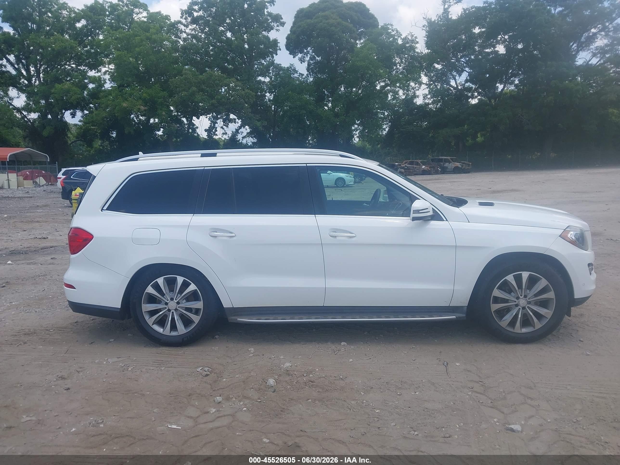 2014 Mercedes-benz Gl 450 4matic White vin: 4JGDF7CEXEA398444