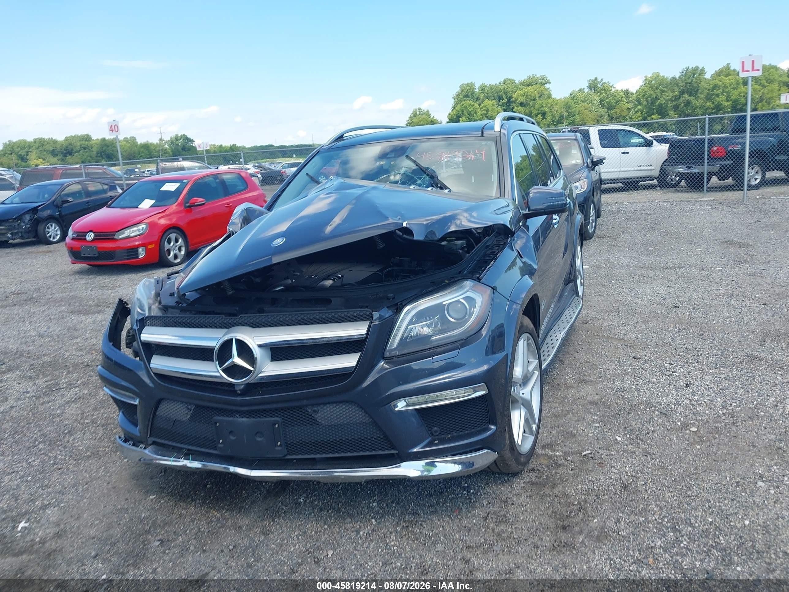 2014 Mercedes-benz Gl 550 4matic Серый vin: 4JGDF7DE0EA283107