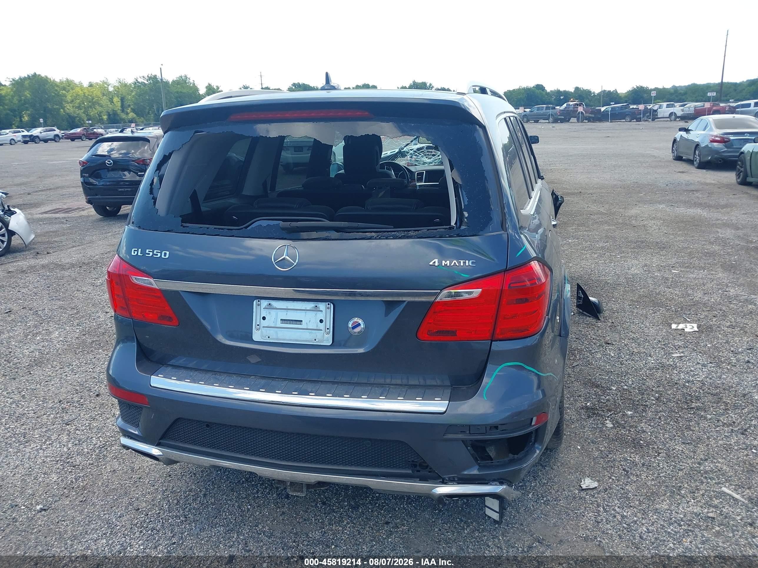 2014 Mercedes-benz Gl 550 4matic Серый vin: 4JGDF7DE0EA283107
