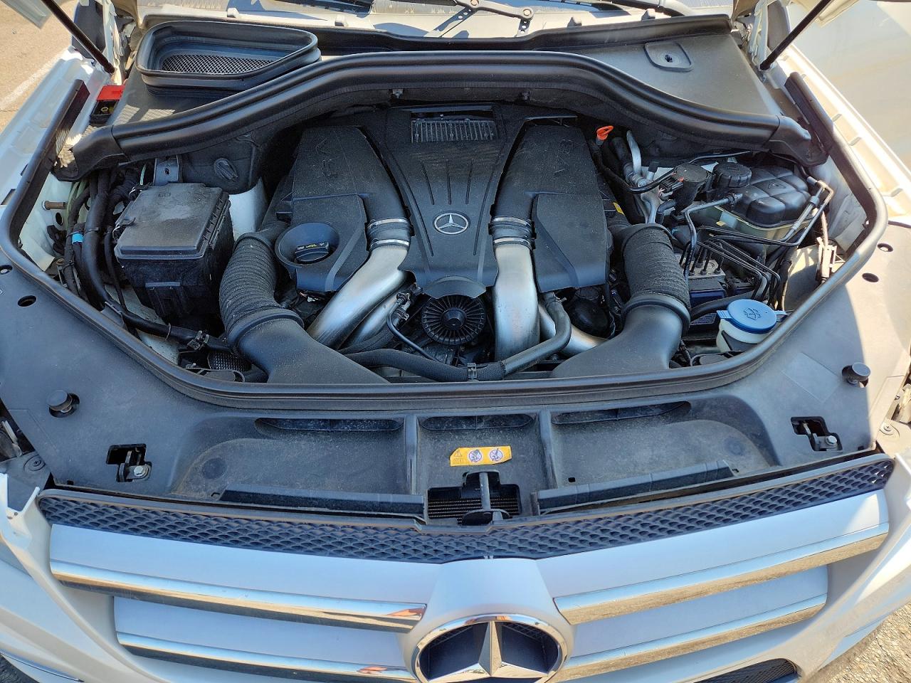 2014 Mercedes-benz Gl 350 Bluetec White vin: 4JGDF7DE0EA303758