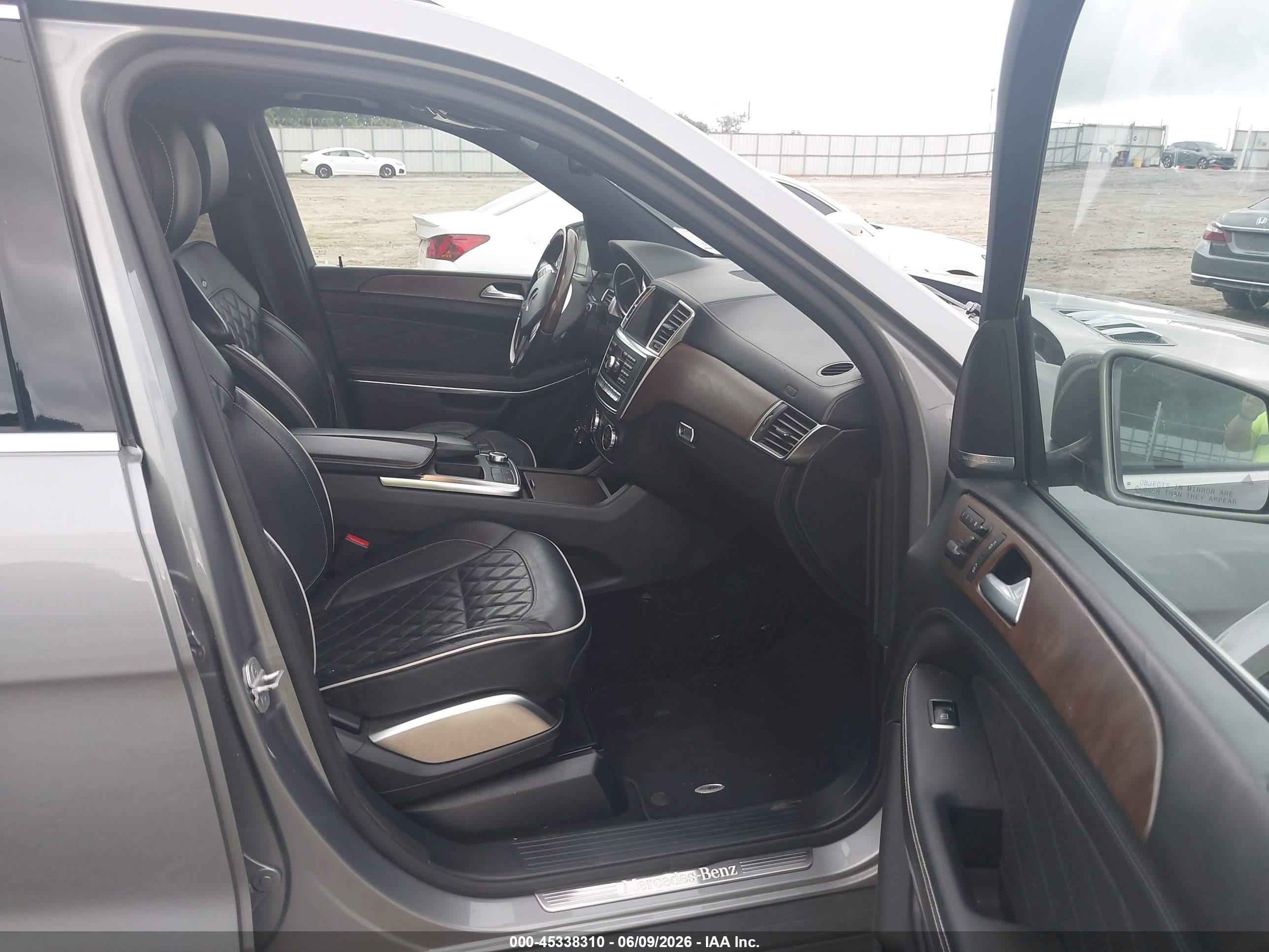 2014 Mercedes-benz Gl 550 4matic Gray vin: 4JGDF7DE0EA385880