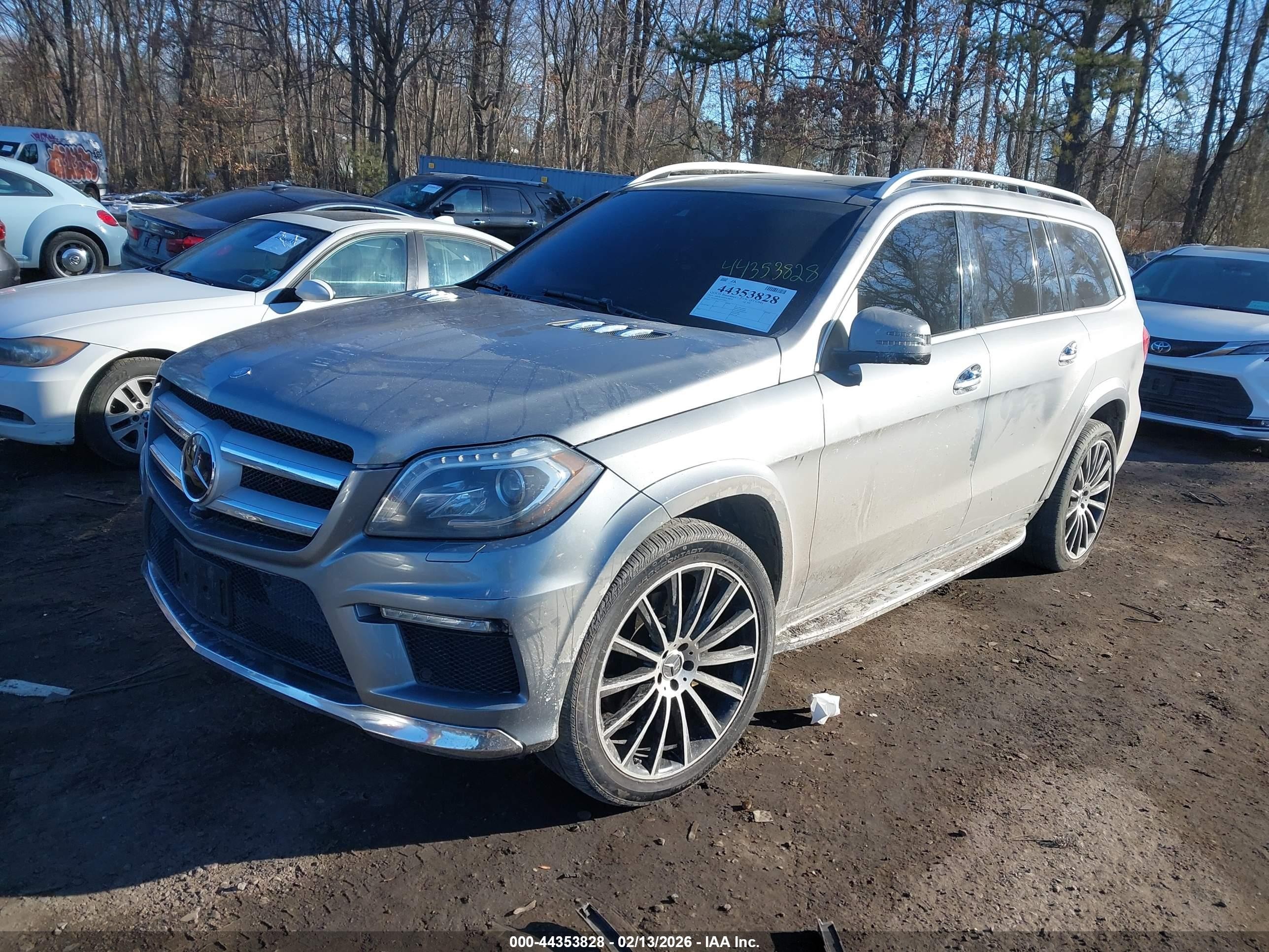 2015 Mercedes-benz Gl 550 4matic Silver vin: 4JGDF7DE0FA564812
