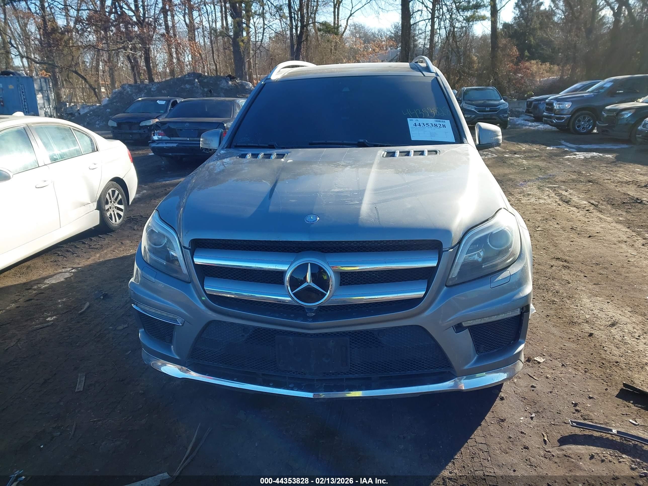 2015 Mercedes-benz Gl 550 4matic Silver vin: 4JGDF7DE0FA564812